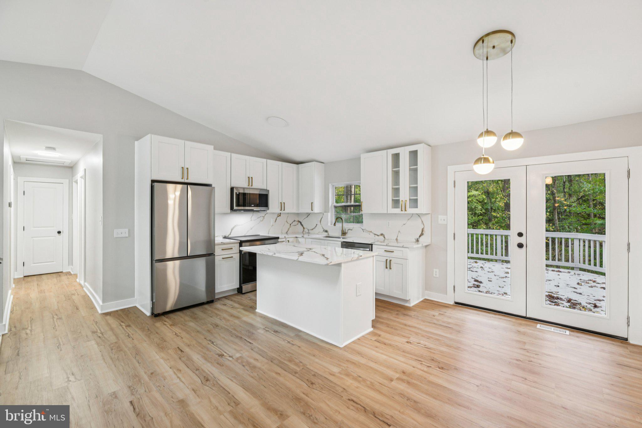 AUTUMN ESTATES - Residential