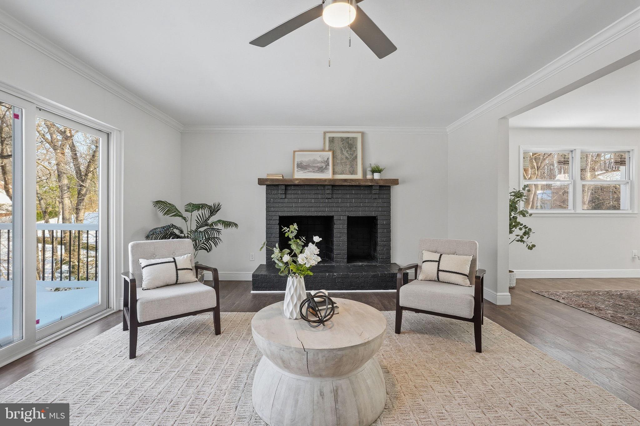 PICKWICK WOODS - Residential