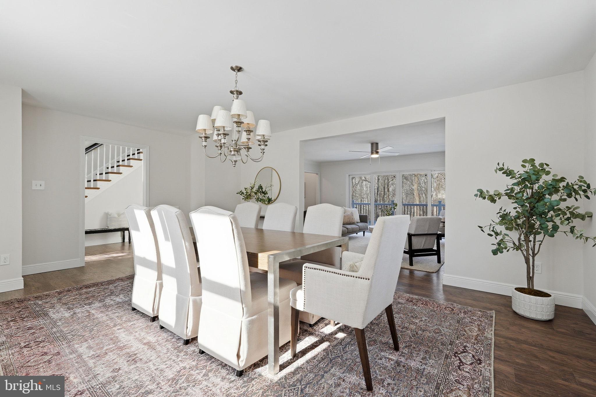 PICKWICK WOODS - Residential