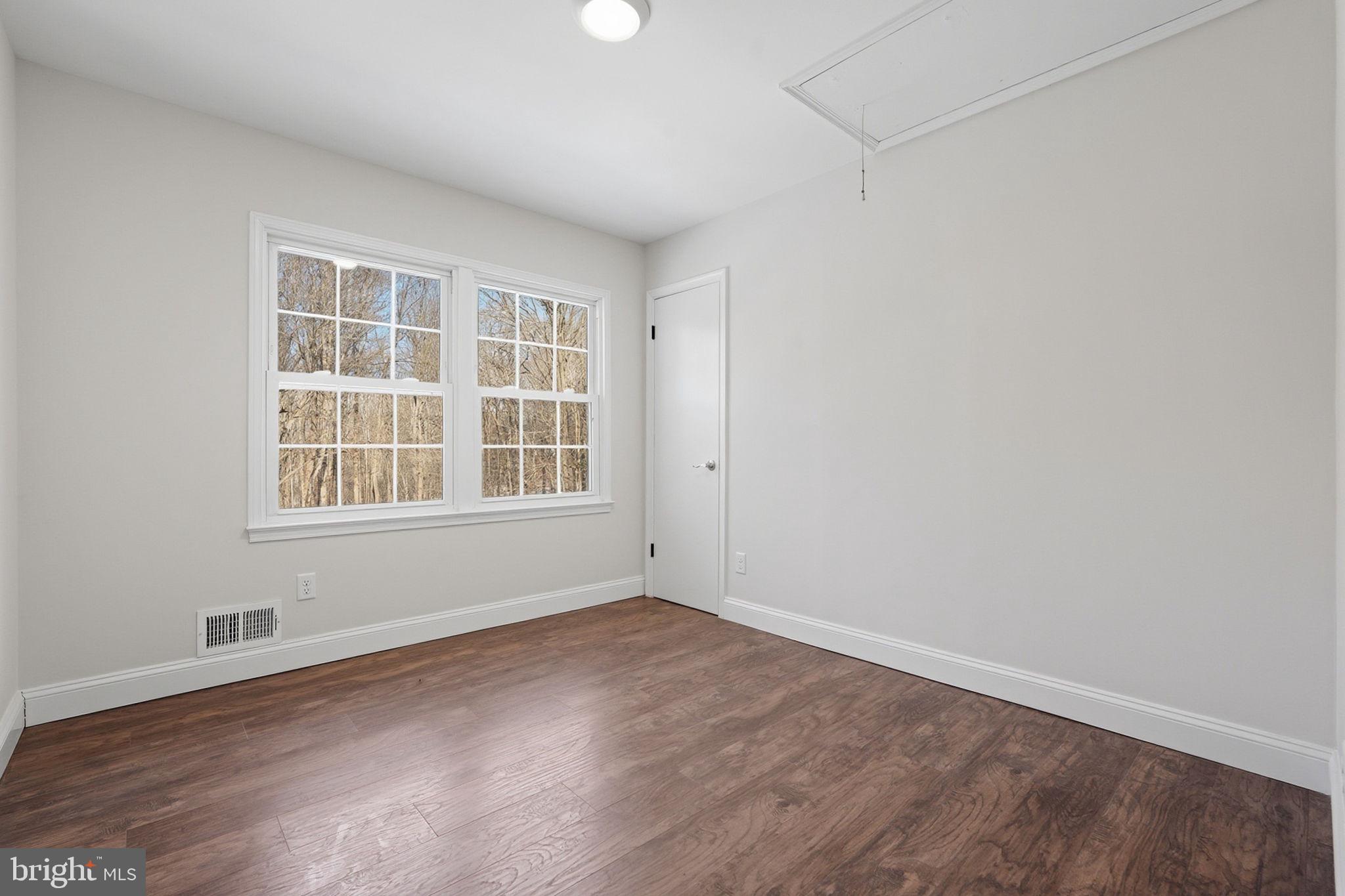 PICKWICK WOODS - Residential