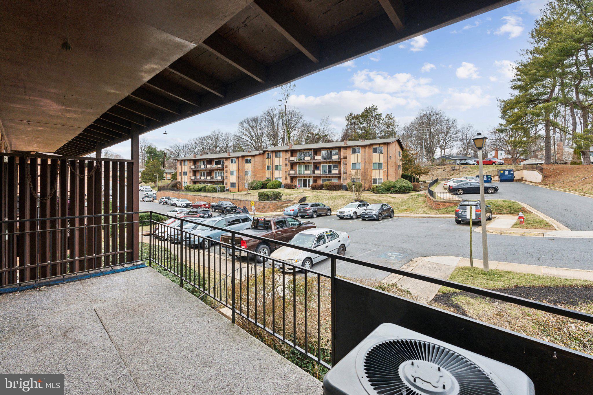 MOSBY WOODS GARDEN - Residential