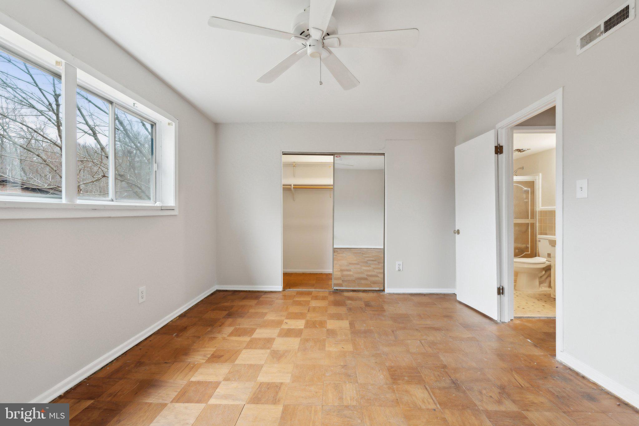 MOSBY WOODS GARDEN - Residential