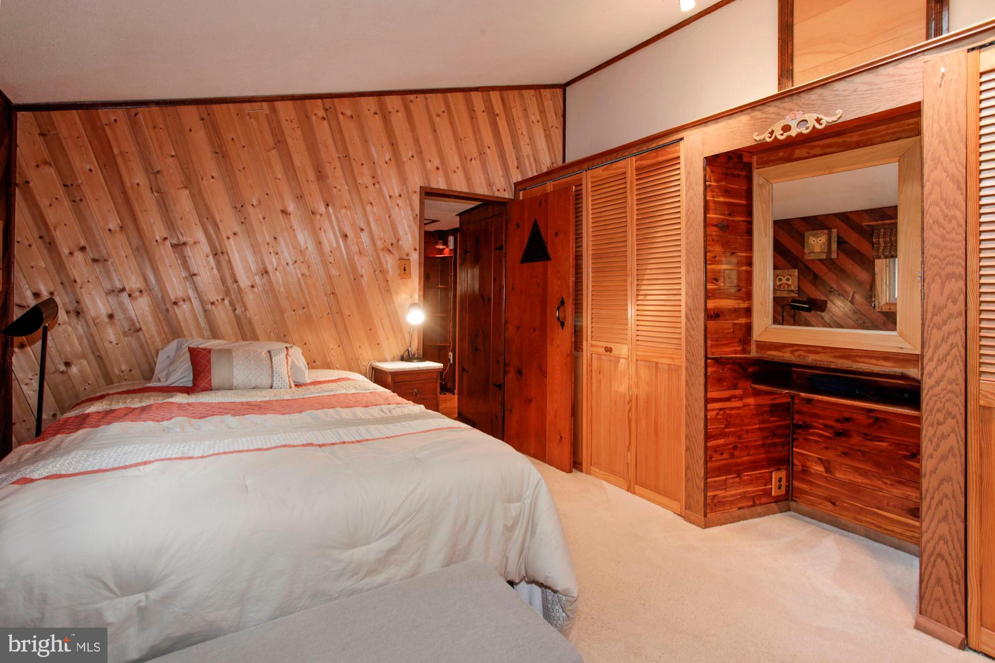 LAKE JACKSON HILLS - Residential