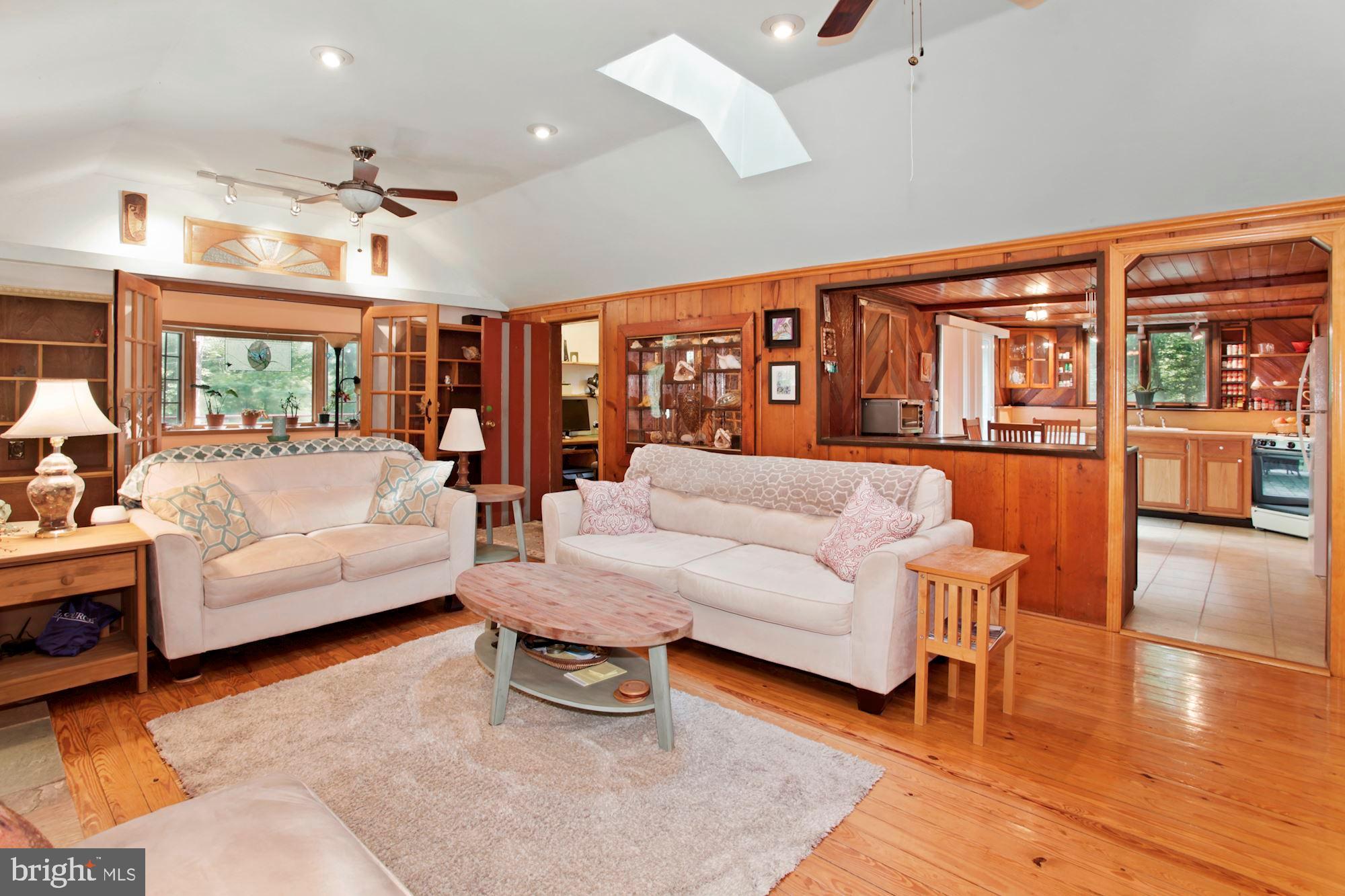 LAKE JACKSON HILLS - Residential