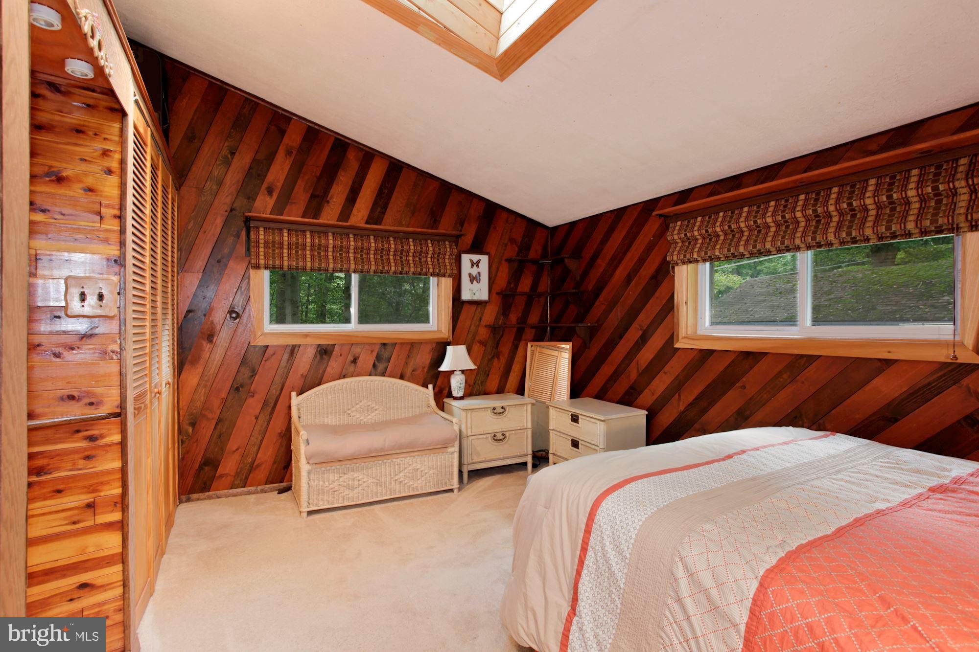 LAKE JACKSON HILLS - Residential