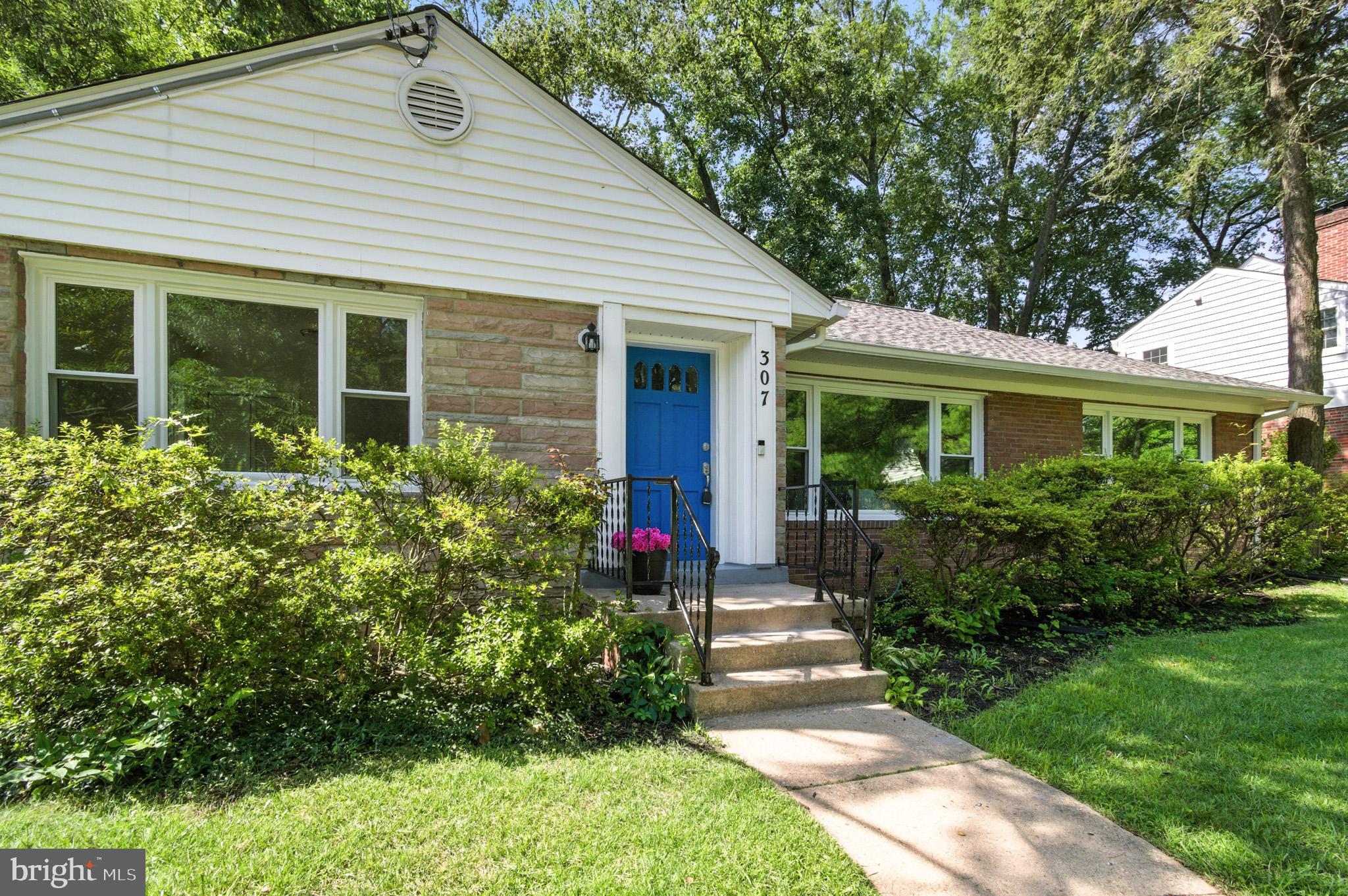307 PLYMOUTH STREET