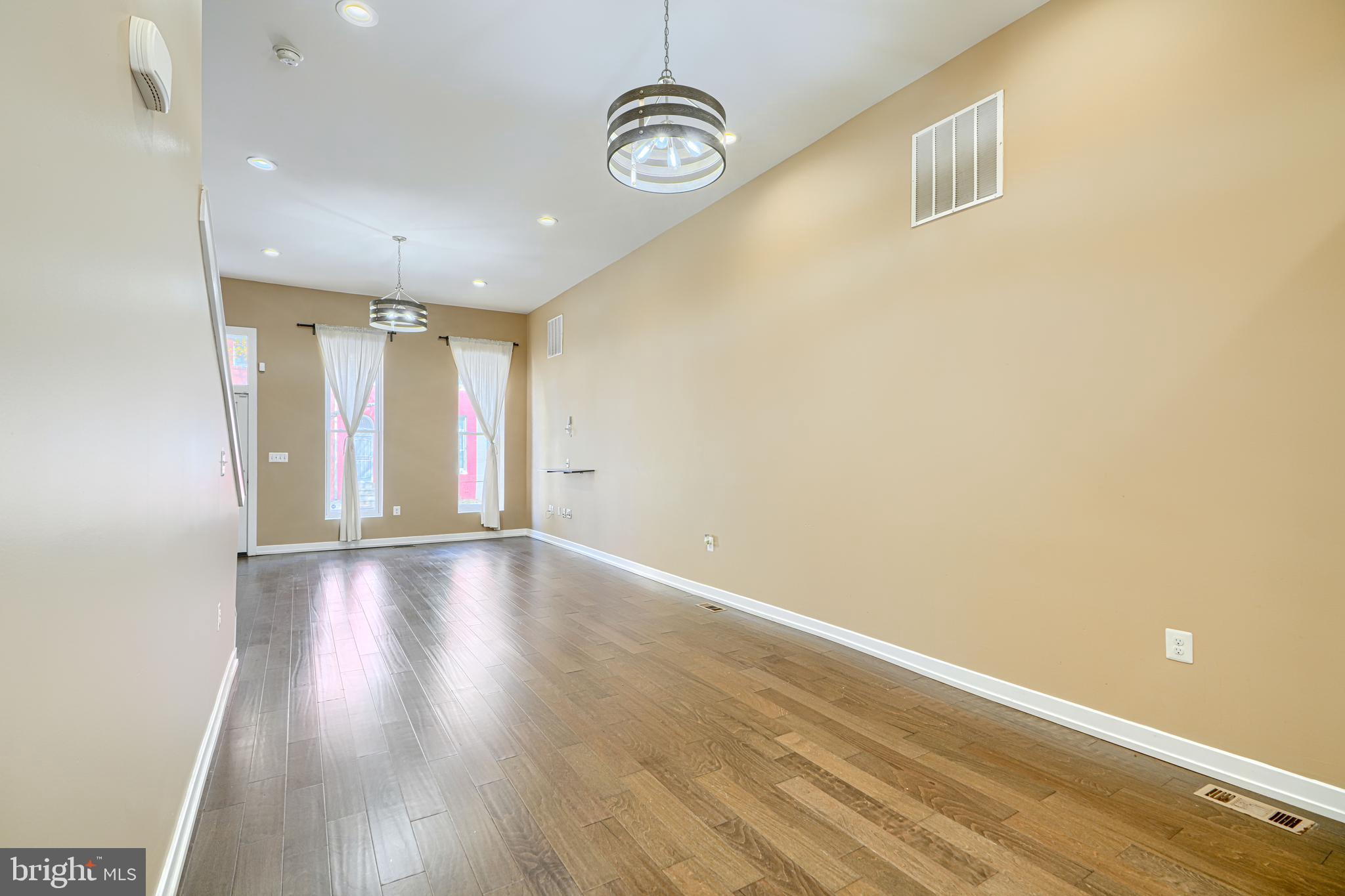 MARBLE HILL - Residential