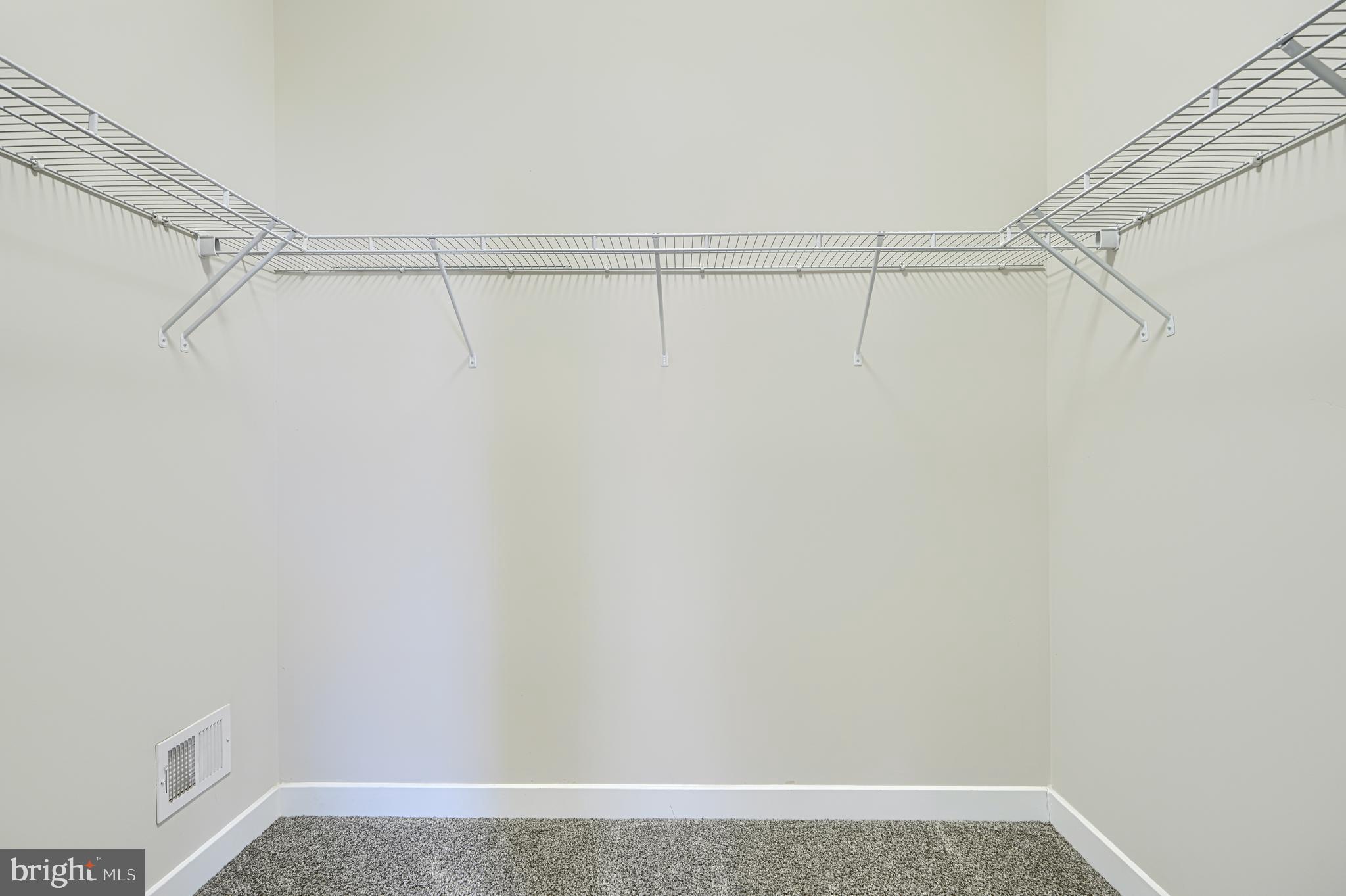 MARBLE HILL - Residential