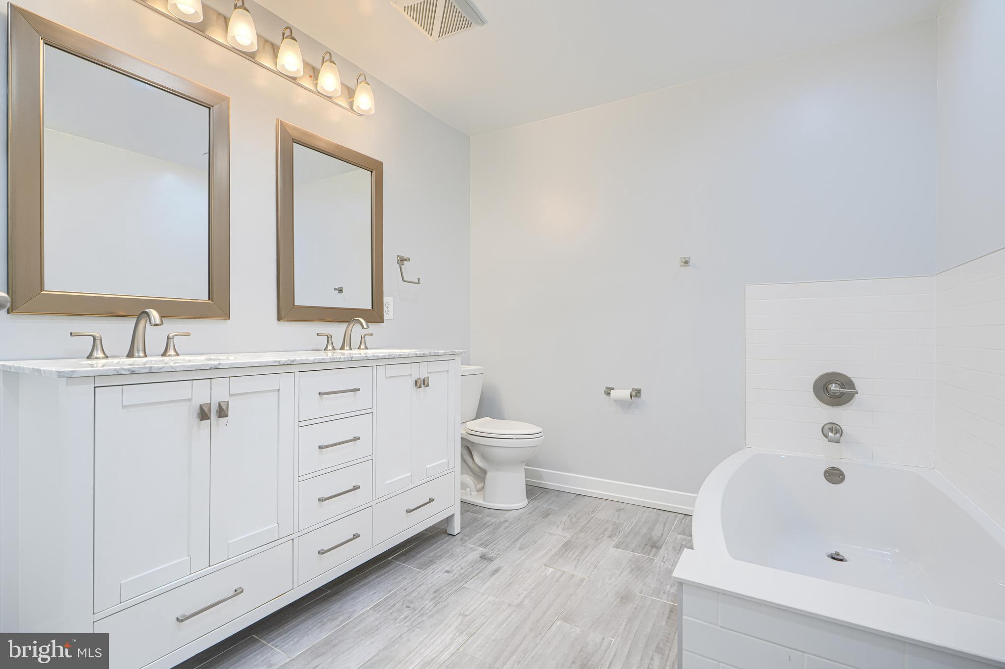 MARBLE HILL - Residential