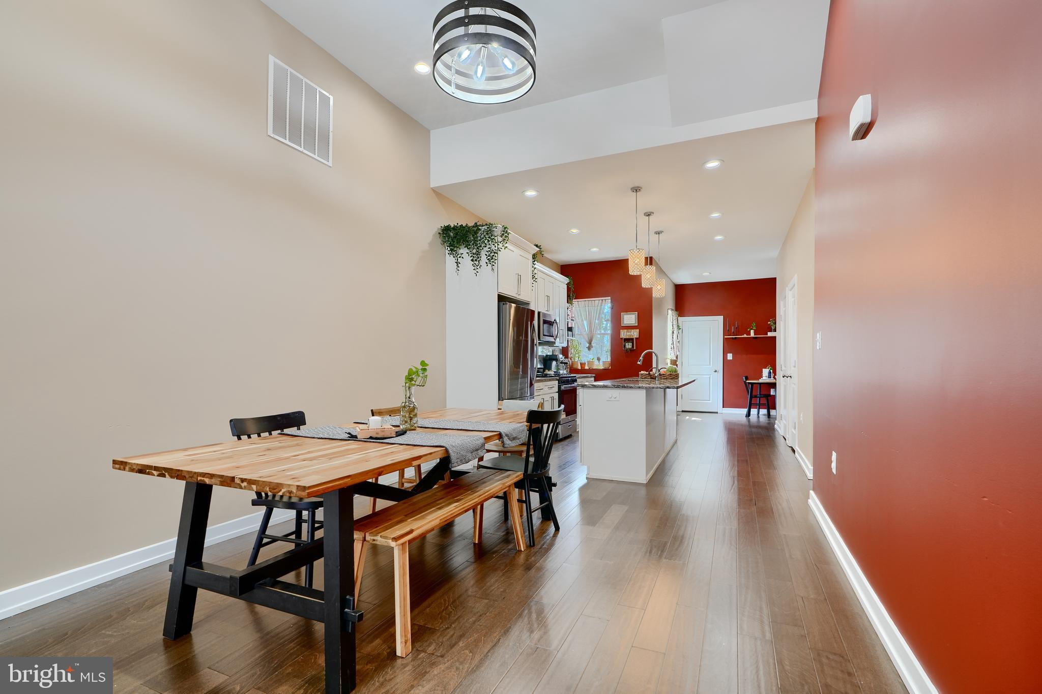 MARBLE HILL - Residential