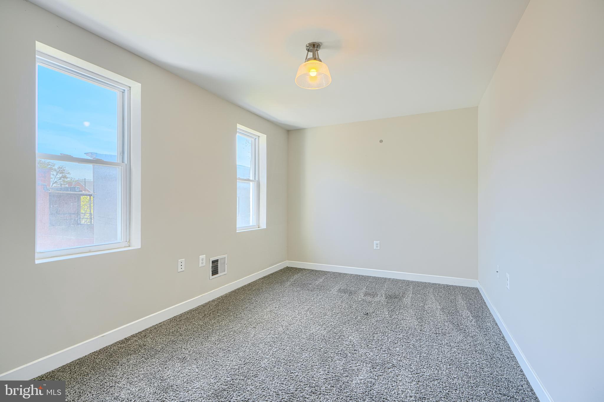 MARBLE HILL - Residential