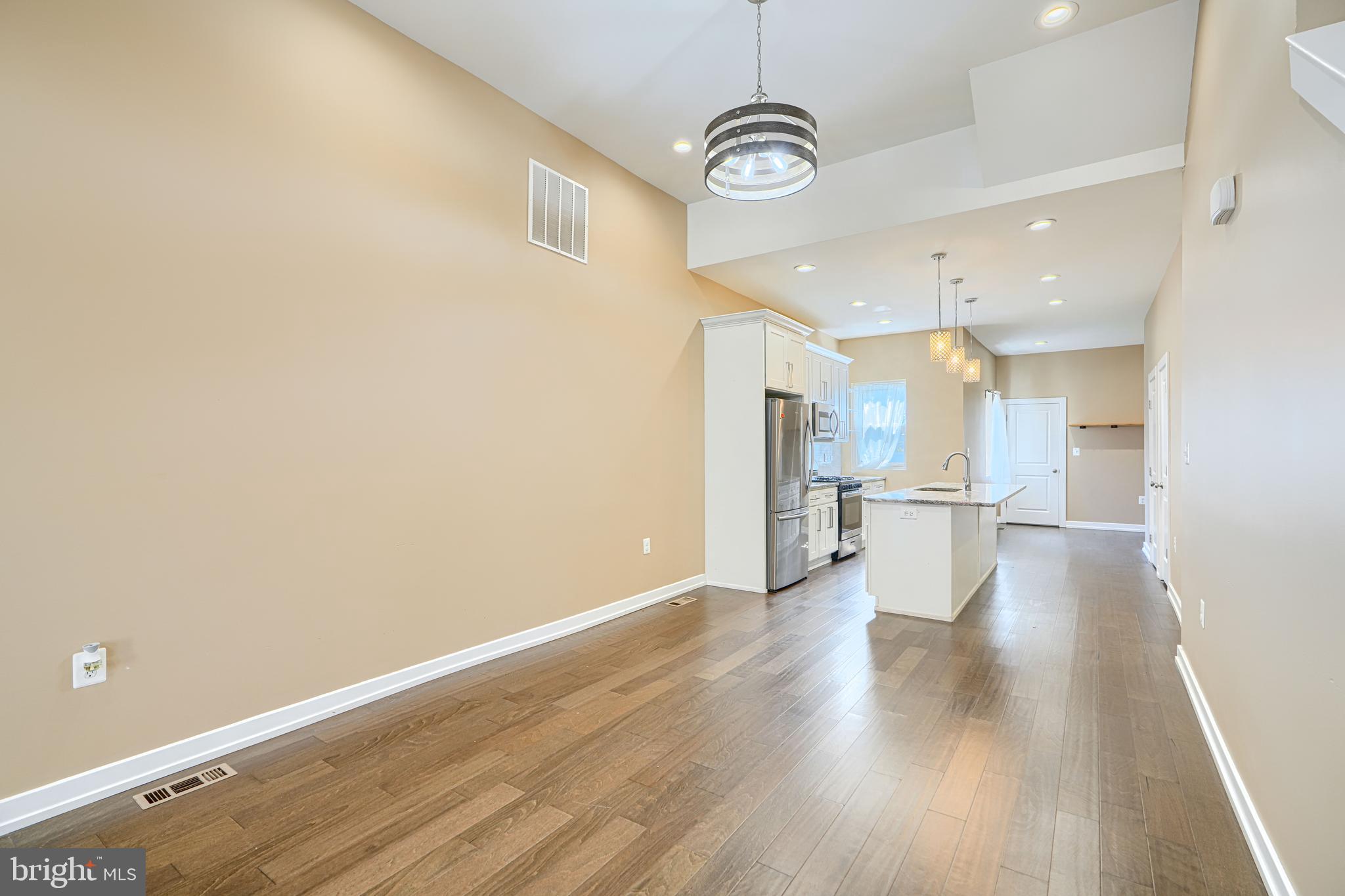 MARBLE HILL - Residential