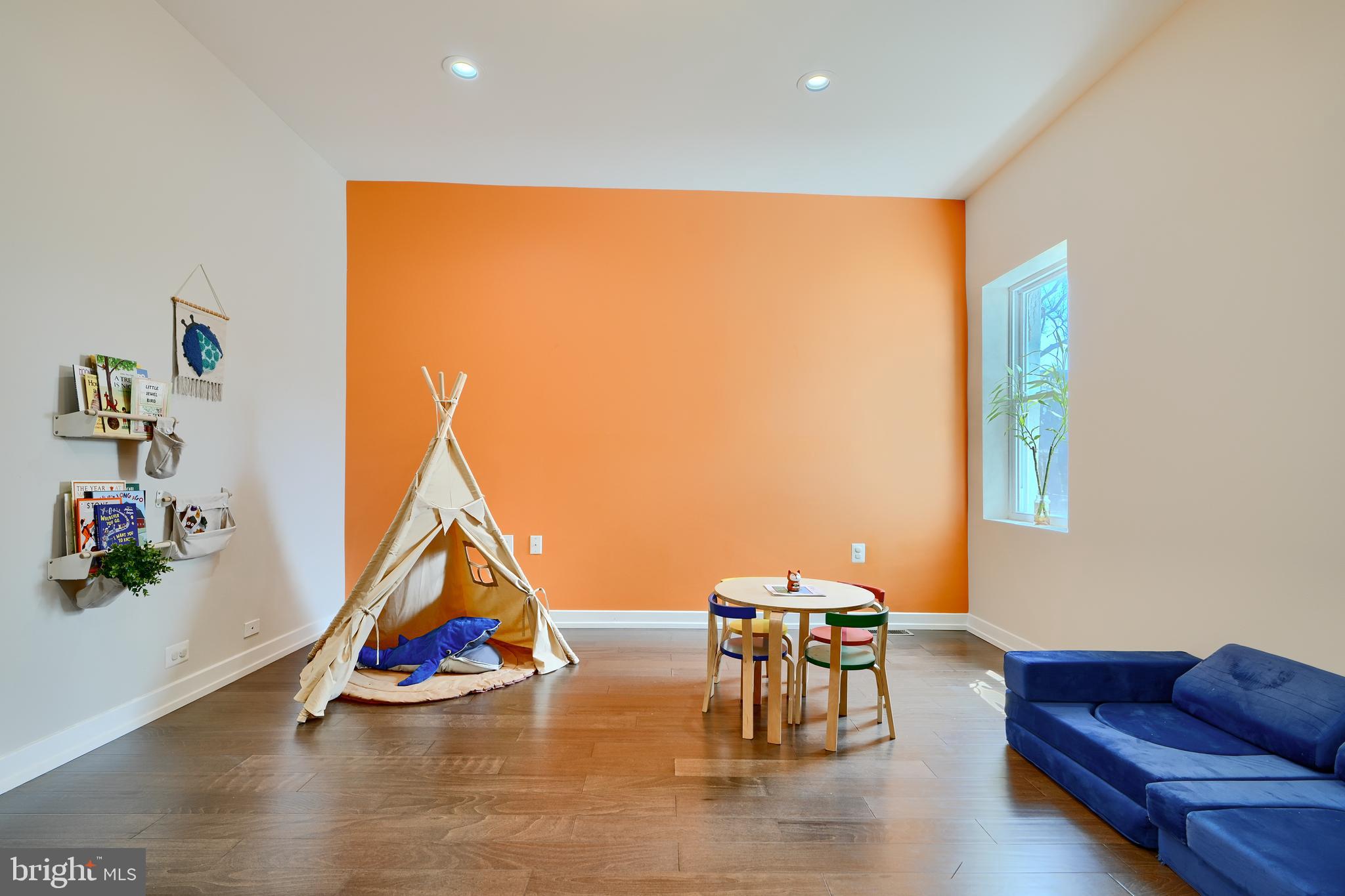 MARBLE HILL - Residential