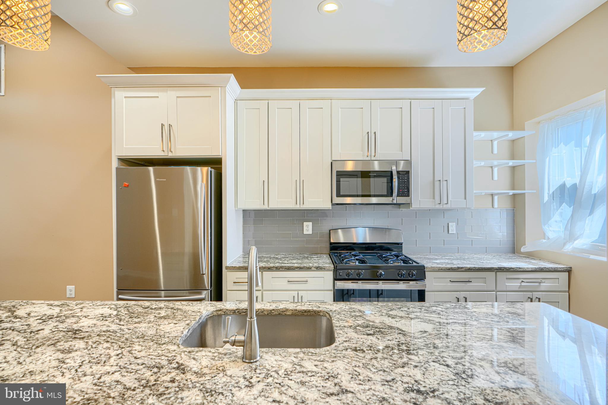 MARBLE HILL - Residential