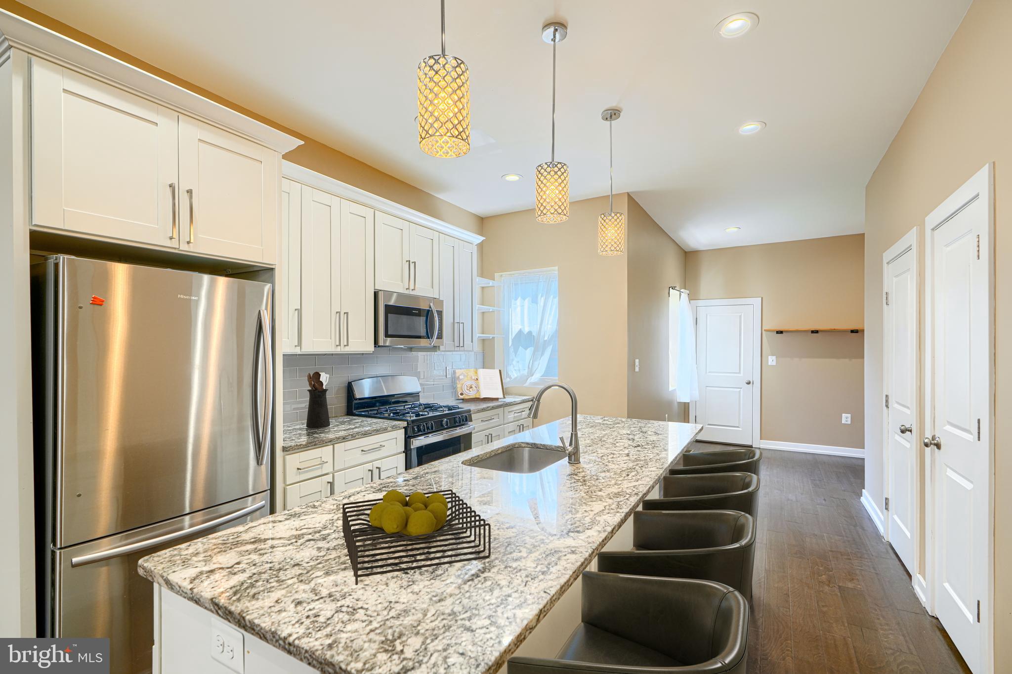 MARBLE HILL - Residential