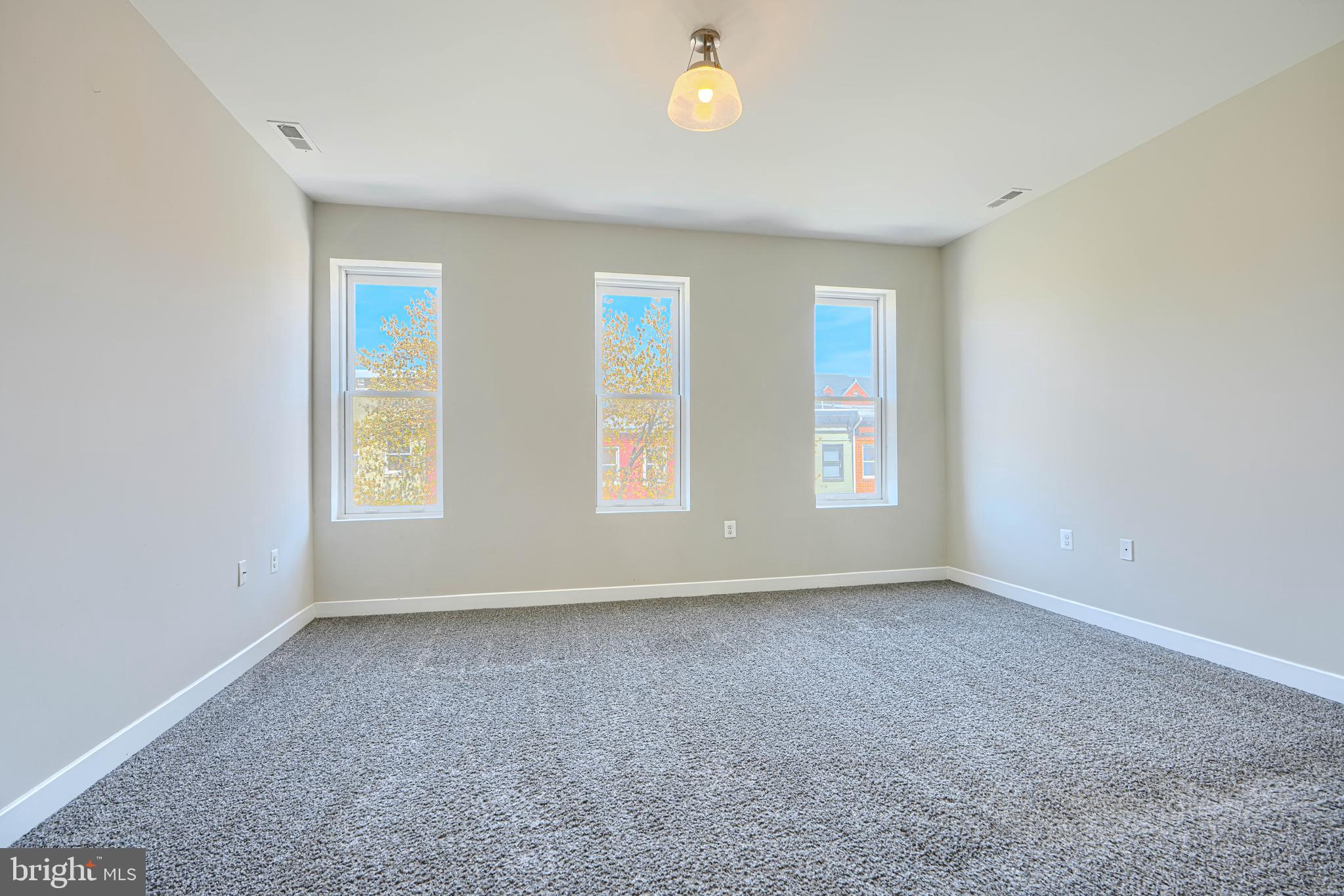 MARBLE HILL - Residential