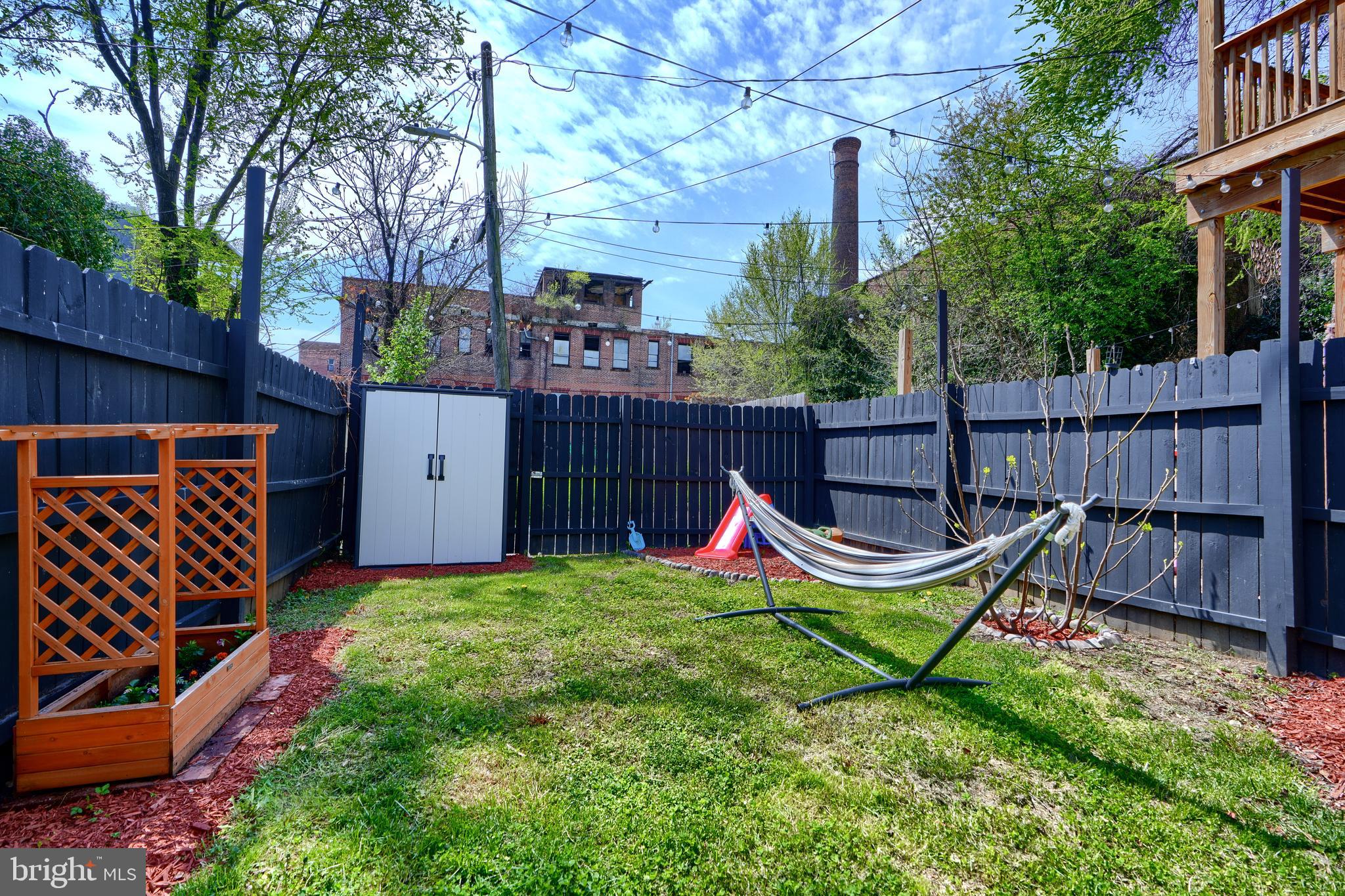 MARBLE HILL - Residential