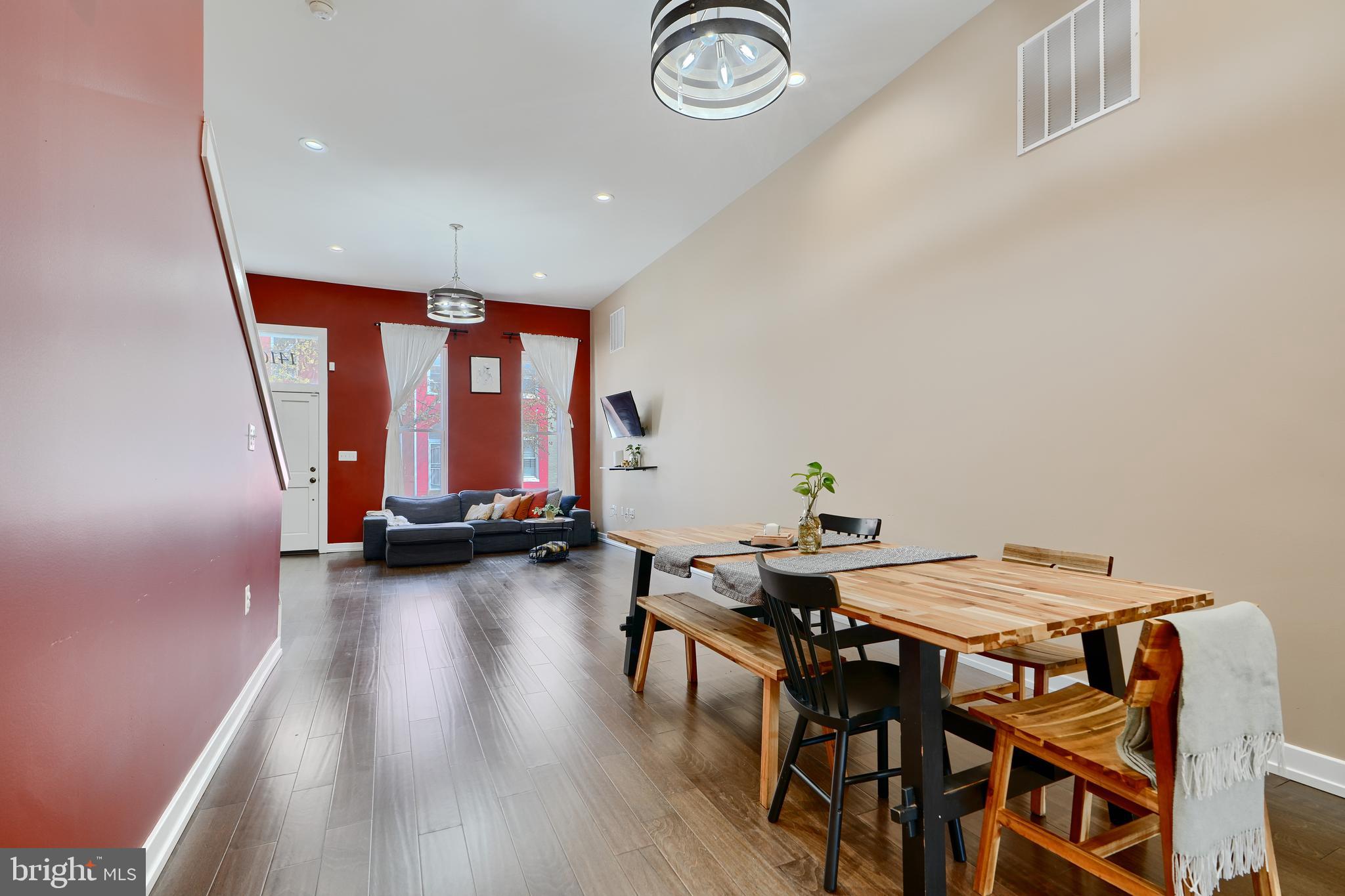 MARBLE HILL - Residential