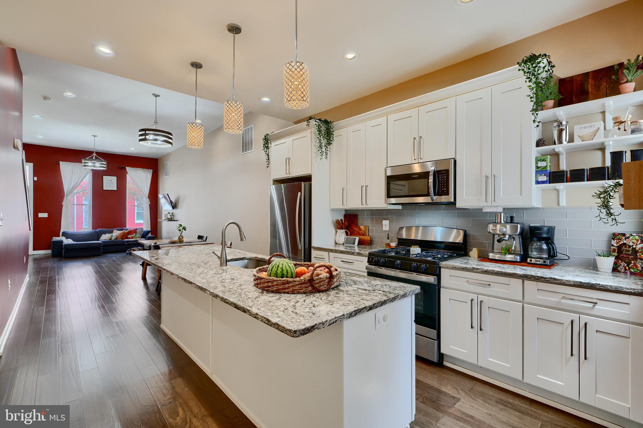 MARBLE HILL - Residential