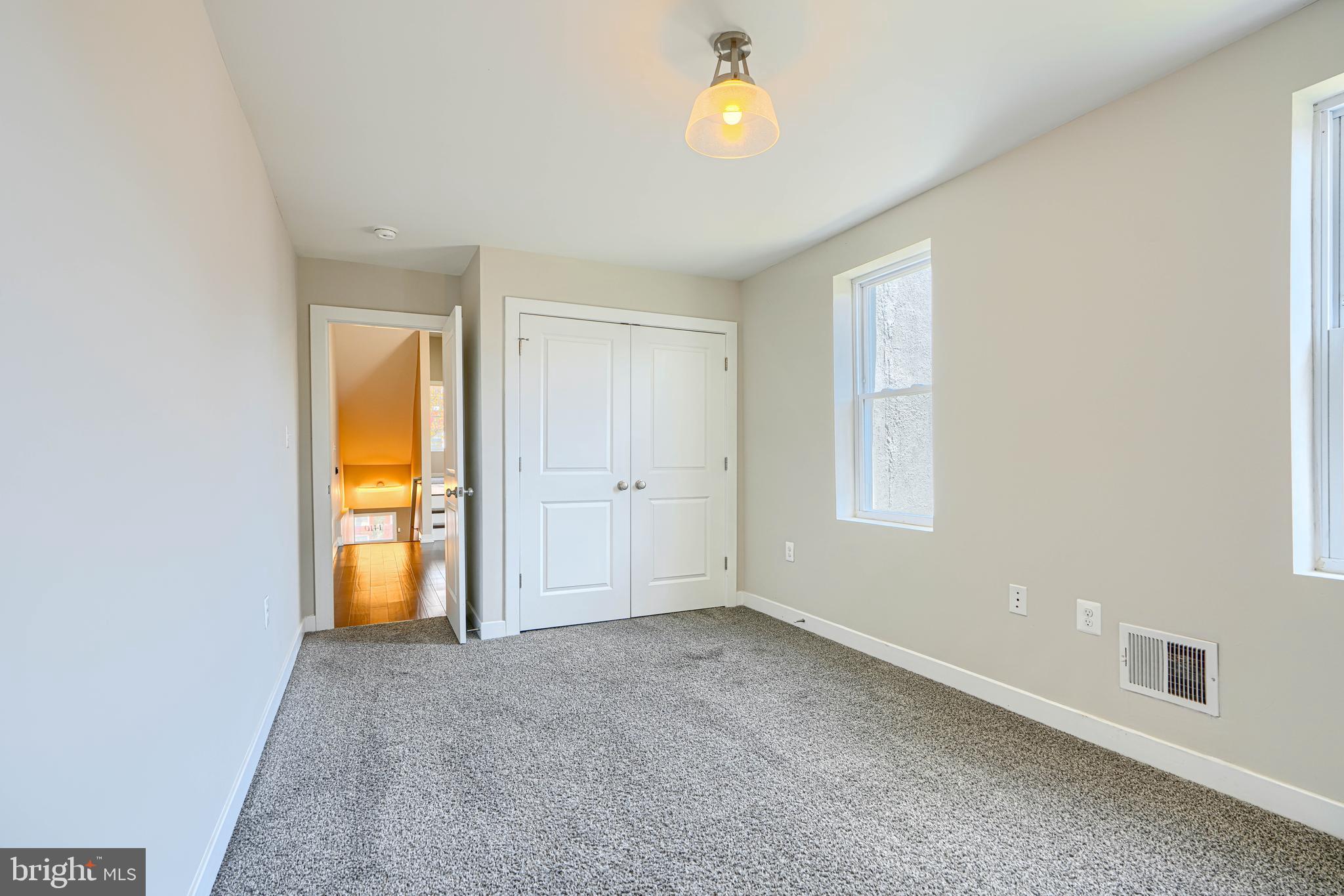 MARBLE HILL - Residential