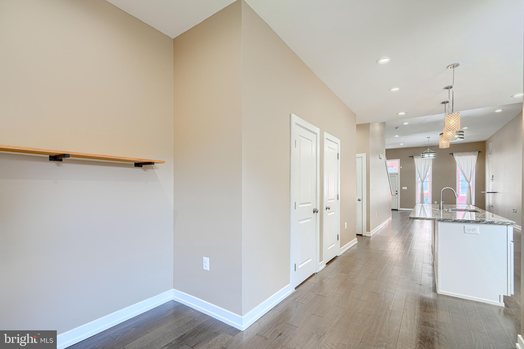 MARBLE HILL - Residential