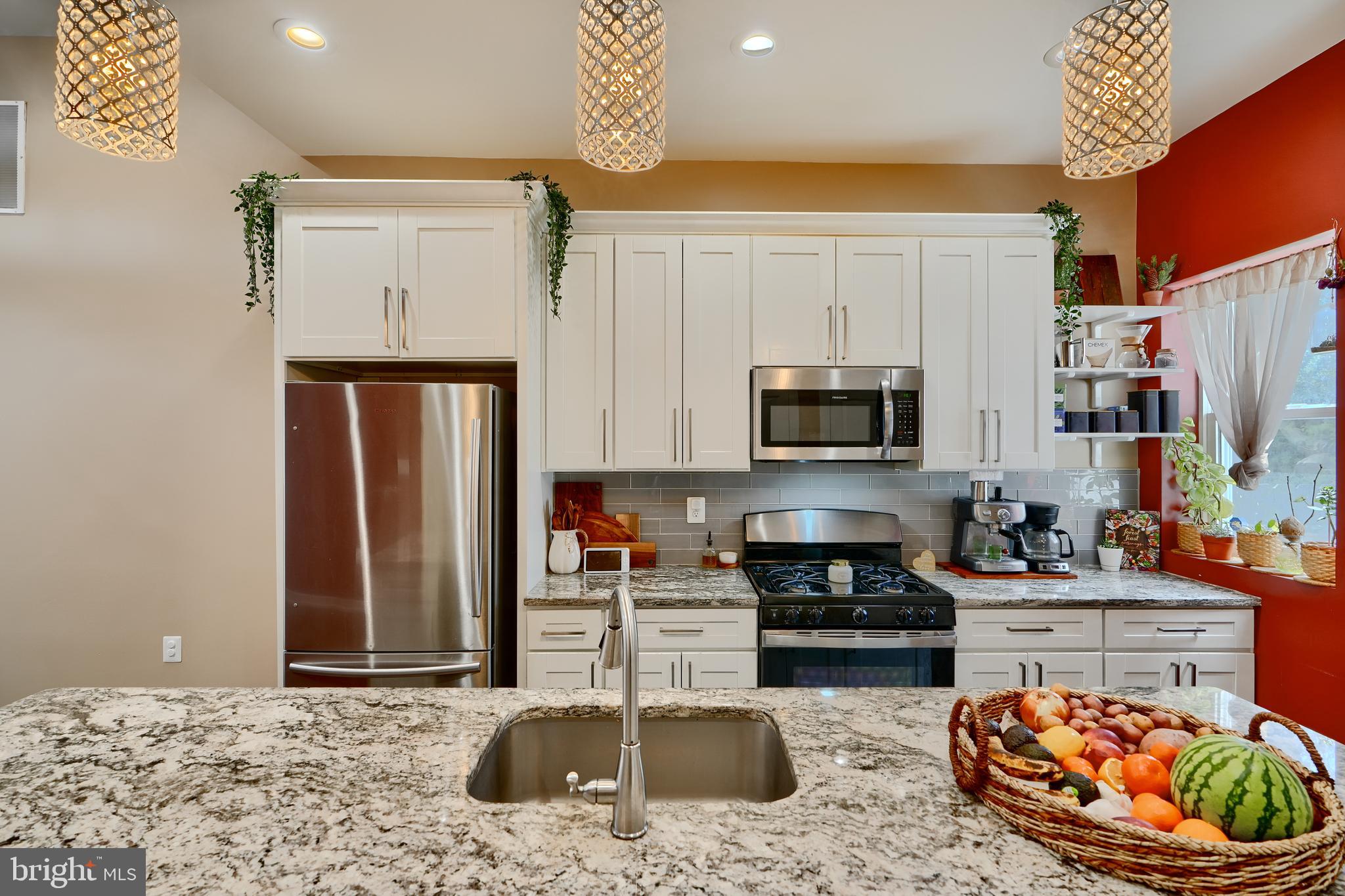 MARBLE HILL - Residential