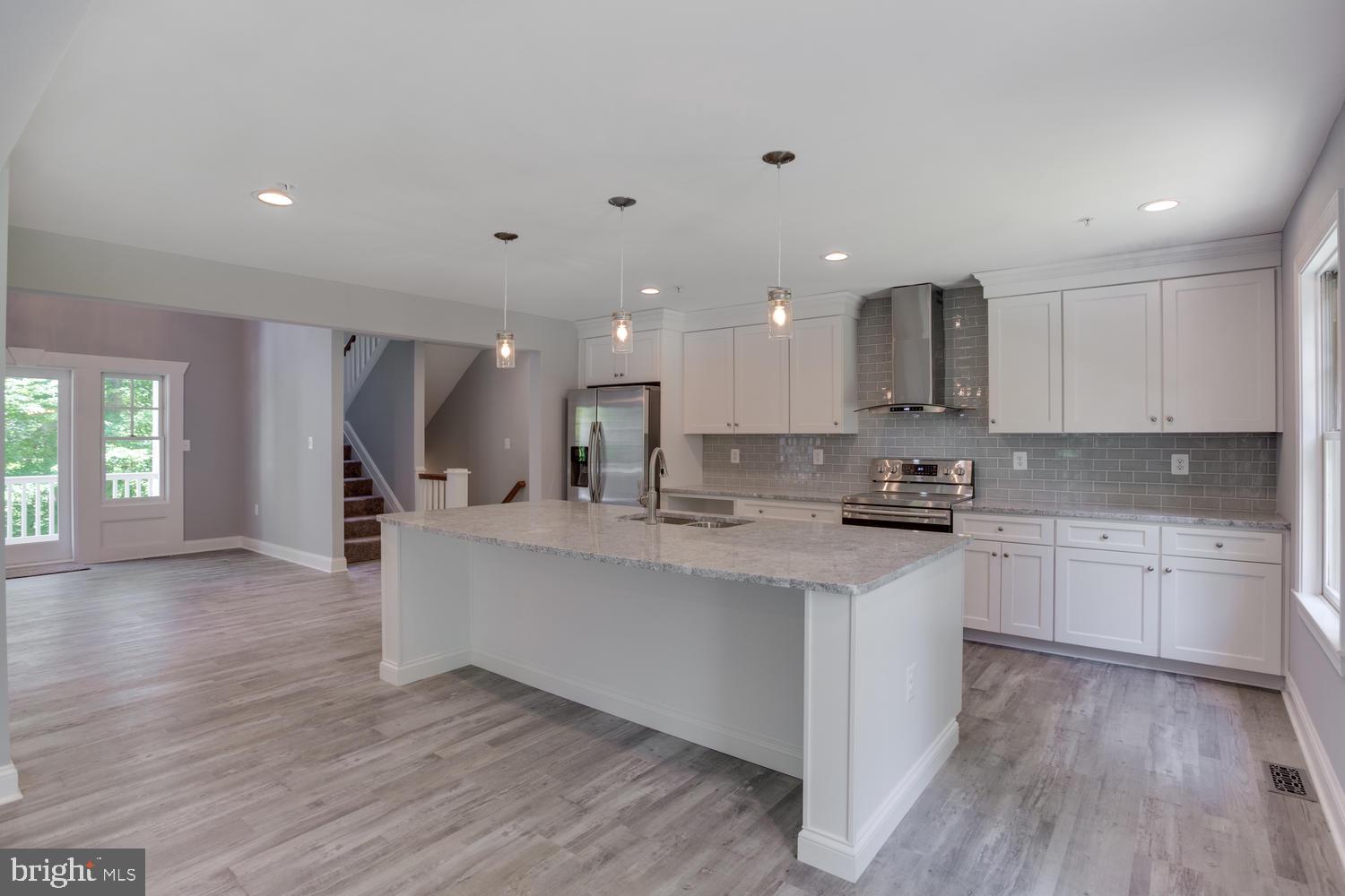 CHURCH KNOLLS - Residential