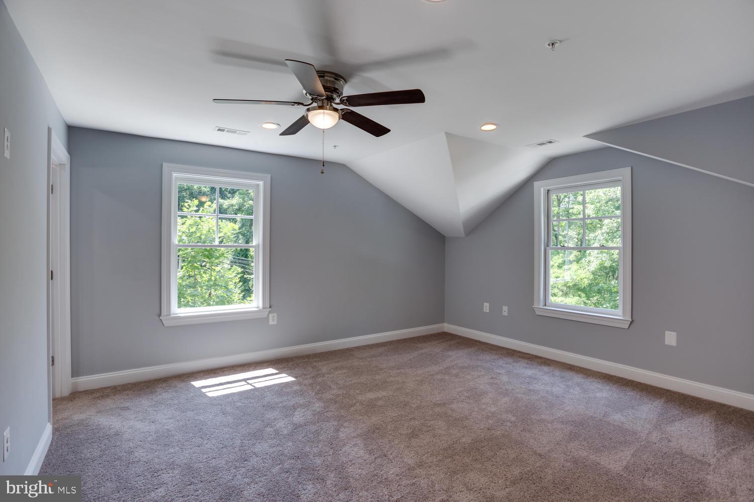 CHURCH KNOLLS - Residential