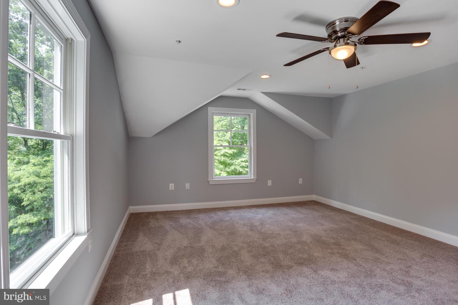 CHURCH KNOLLS - Residential