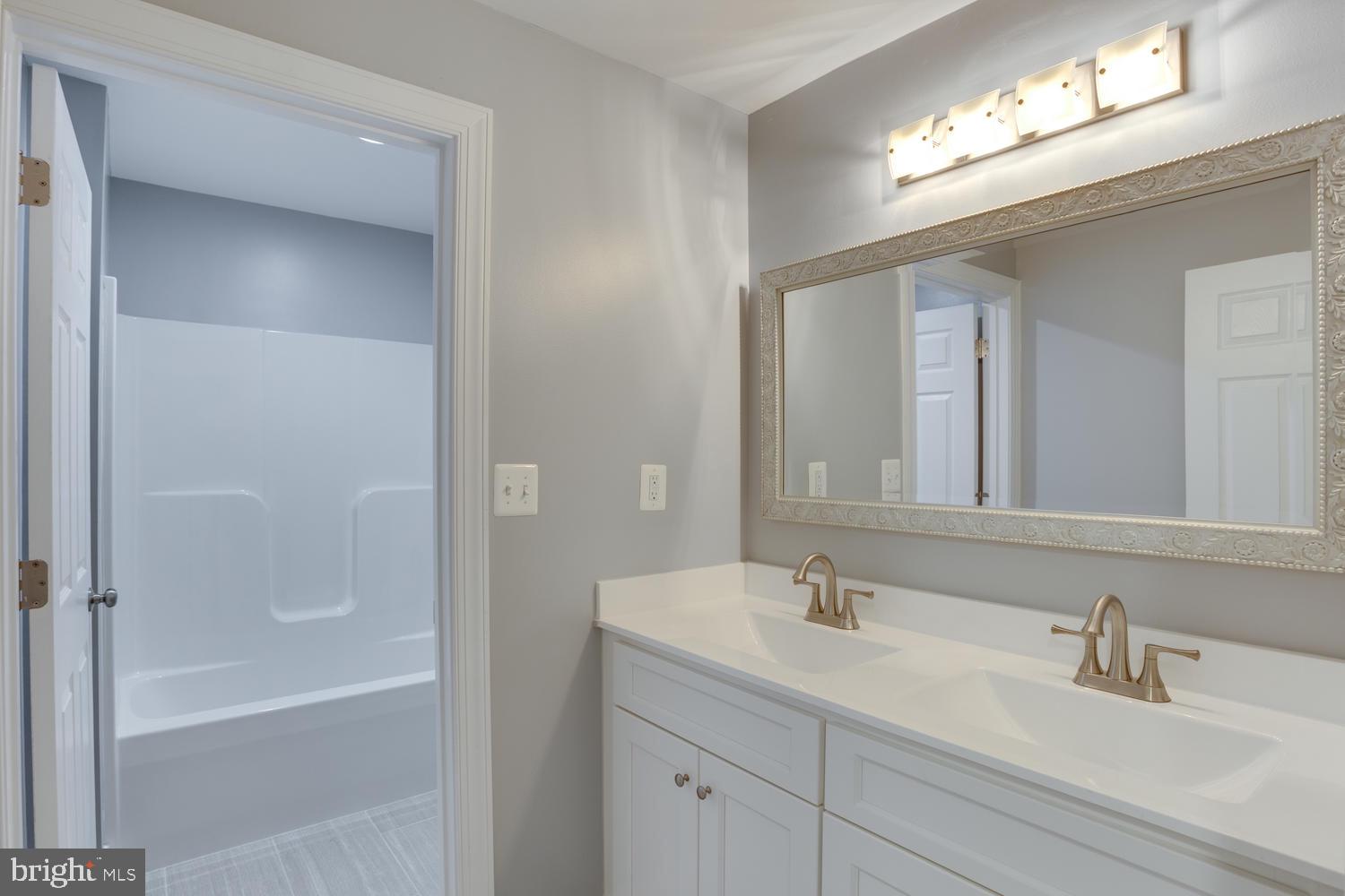 CHURCH KNOLLS - Residential