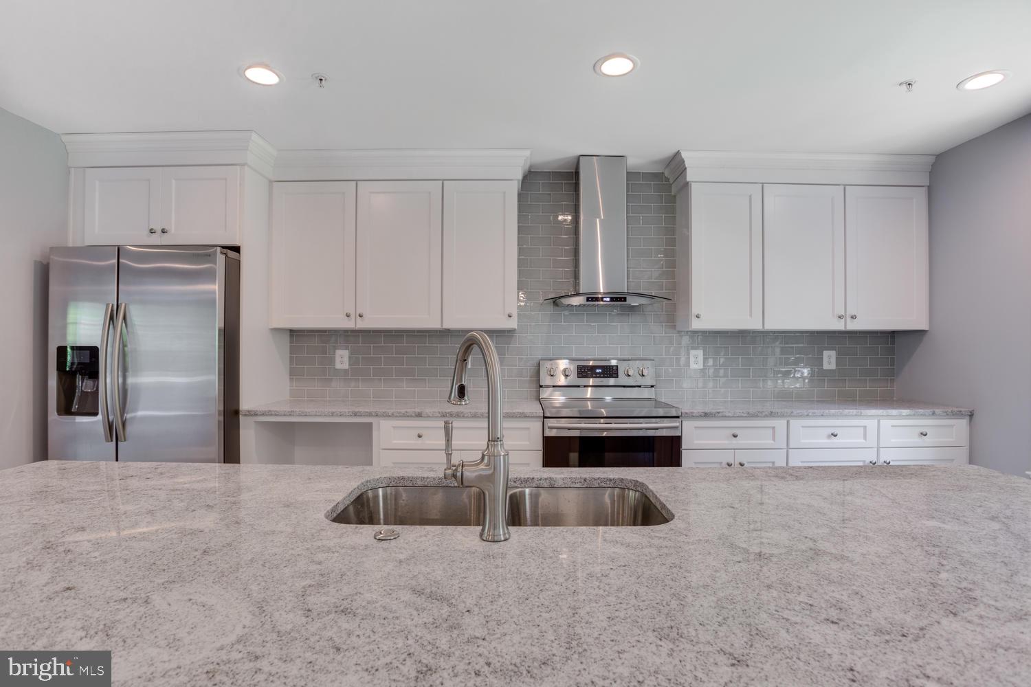 CHURCH KNOLLS - Residential