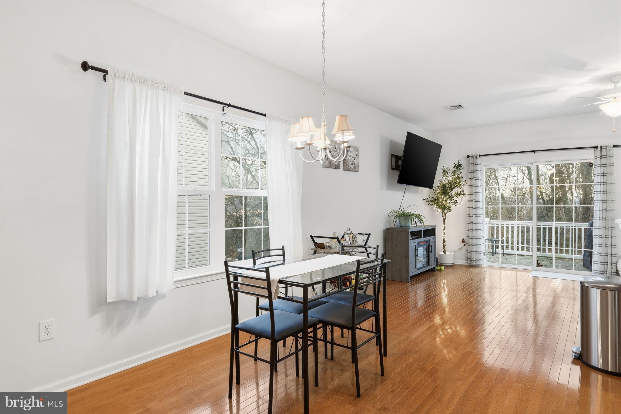 PARK VIEW COMMONS - Residential