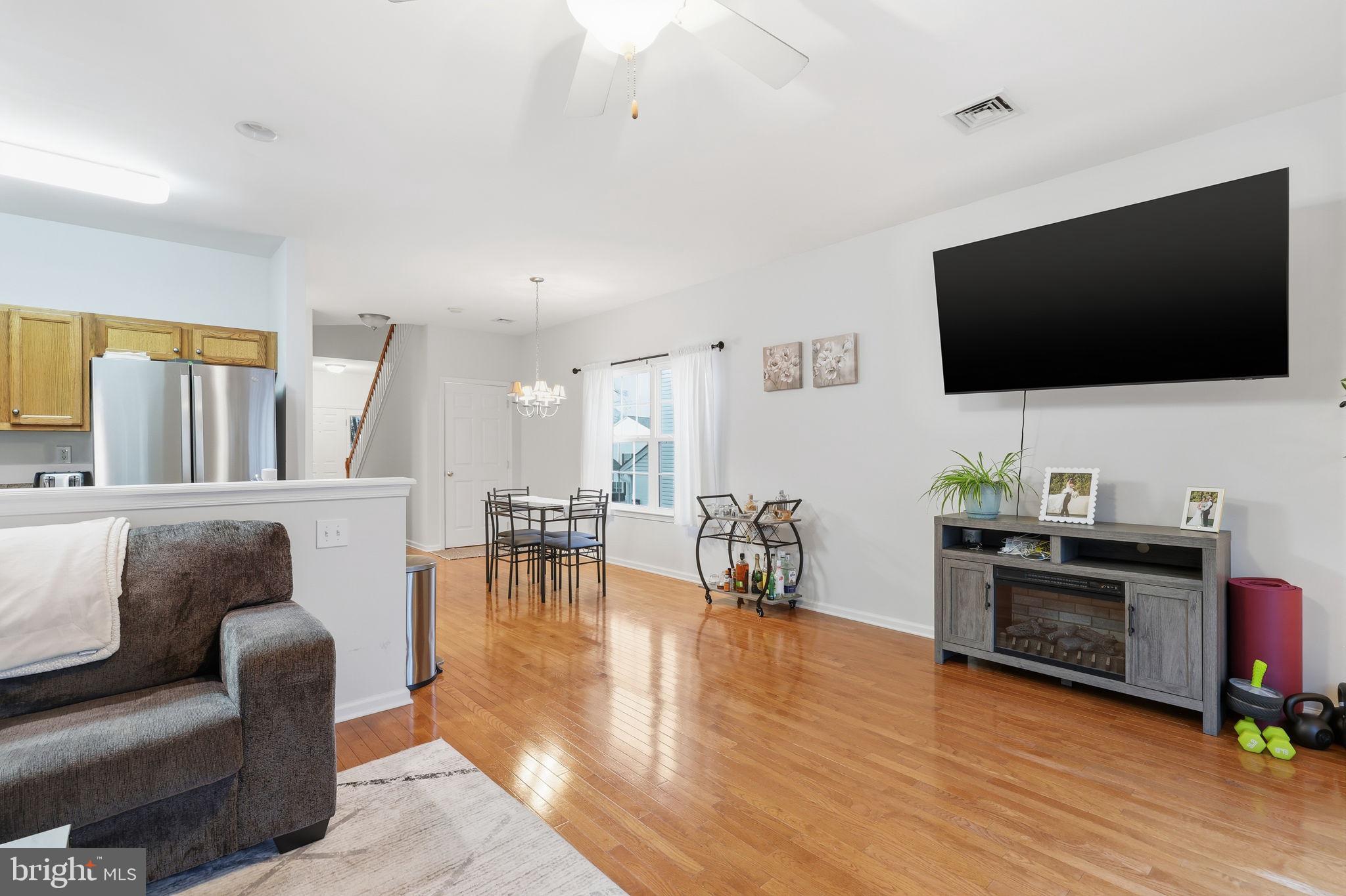 PARK VIEW COMMONS - Residential