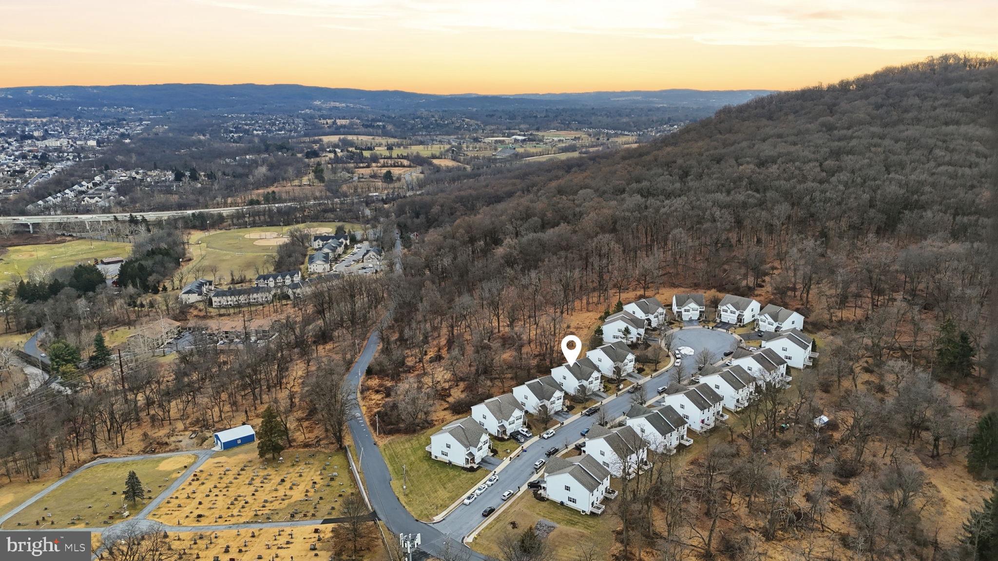 PARK VIEW COMMONS - Residential