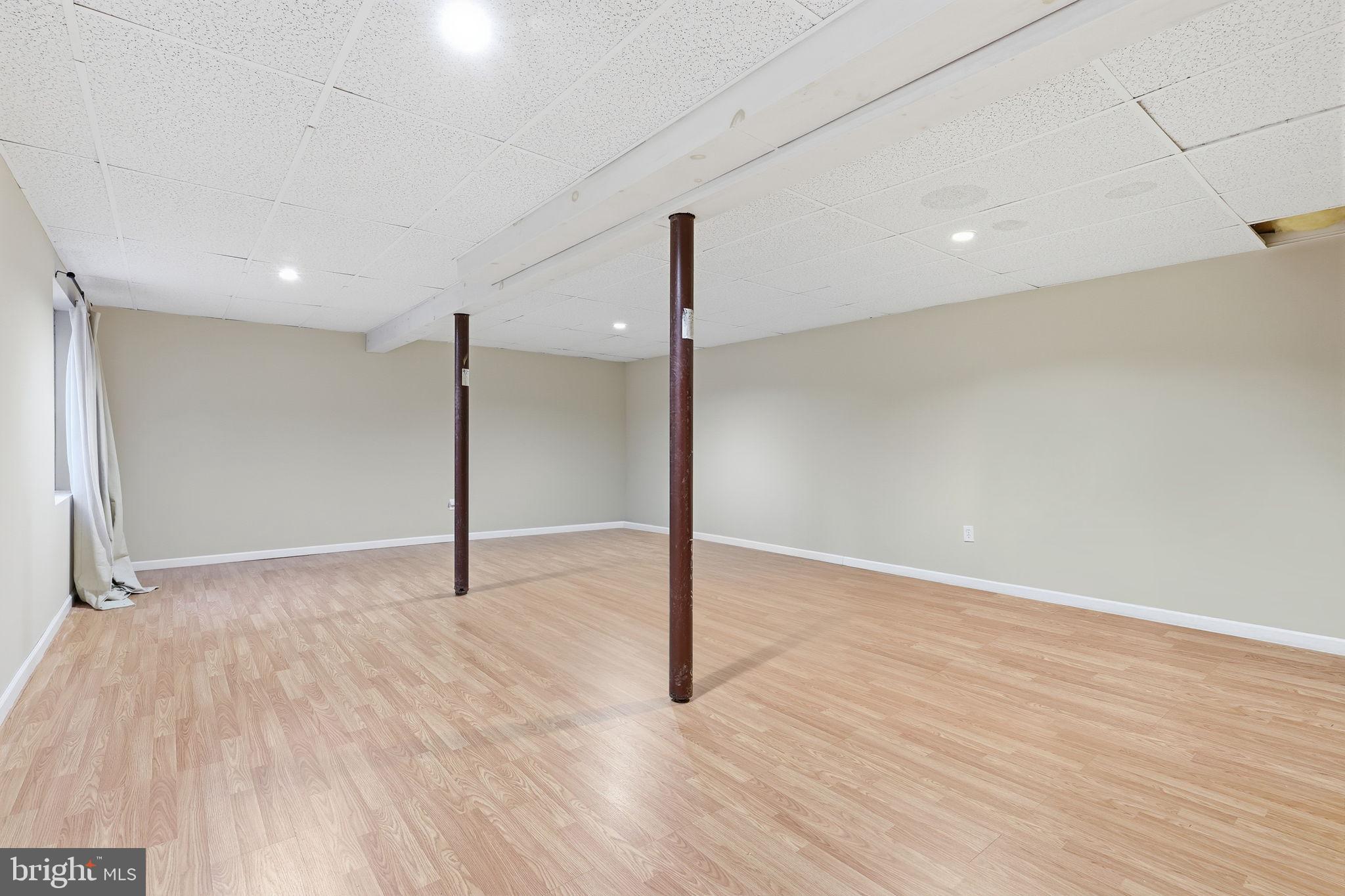 PARK VIEW COMMONS - Residential