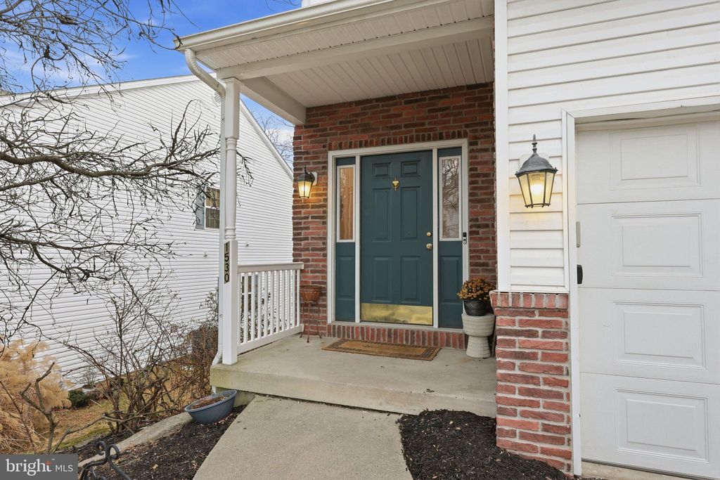 Photo of 1530 Crest Park Court, BETHLEHEM, PA 18015 (MLS # PANH2009204)