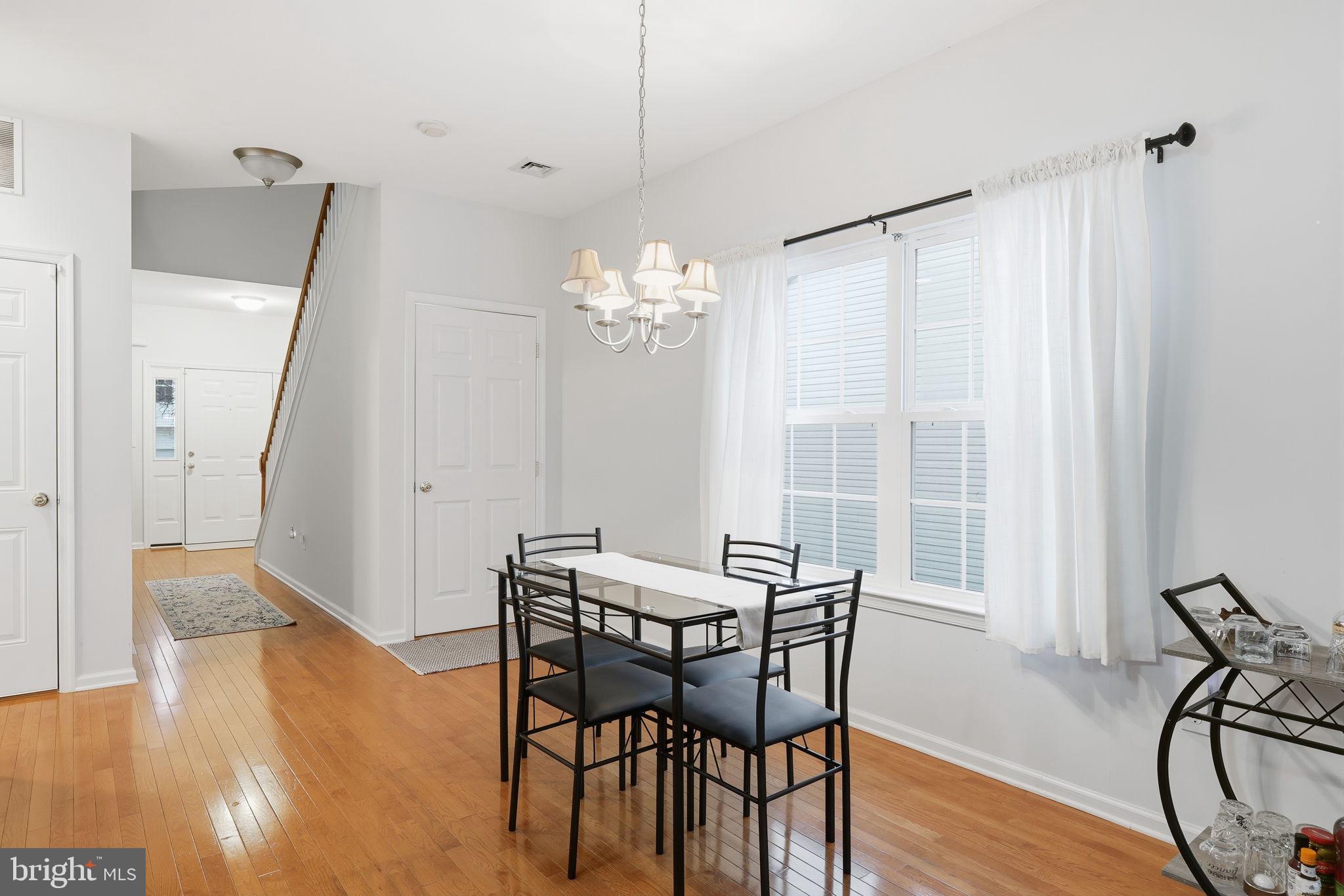 PARK VIEW COMMONS - Residential