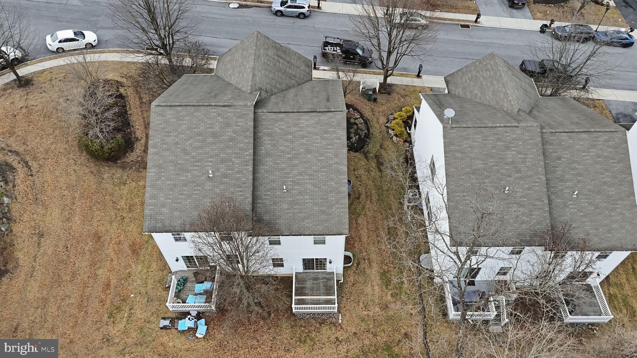 PARK VIEW COMMONS - Residential