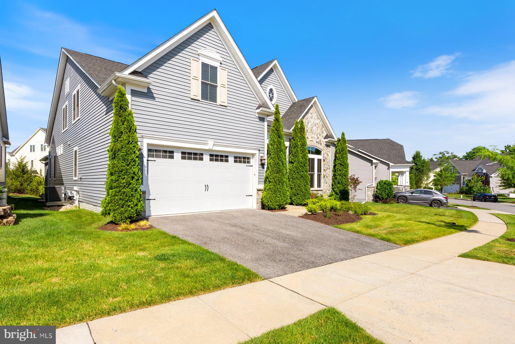 2973 LEVEE DRIVE