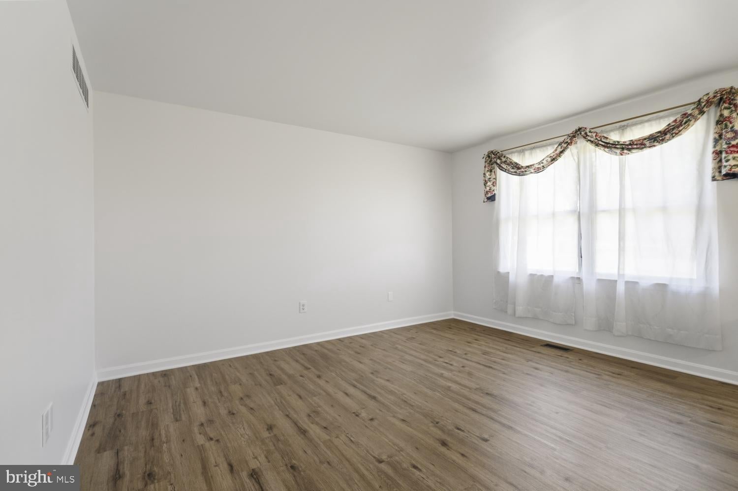 1721 UHLER LANE