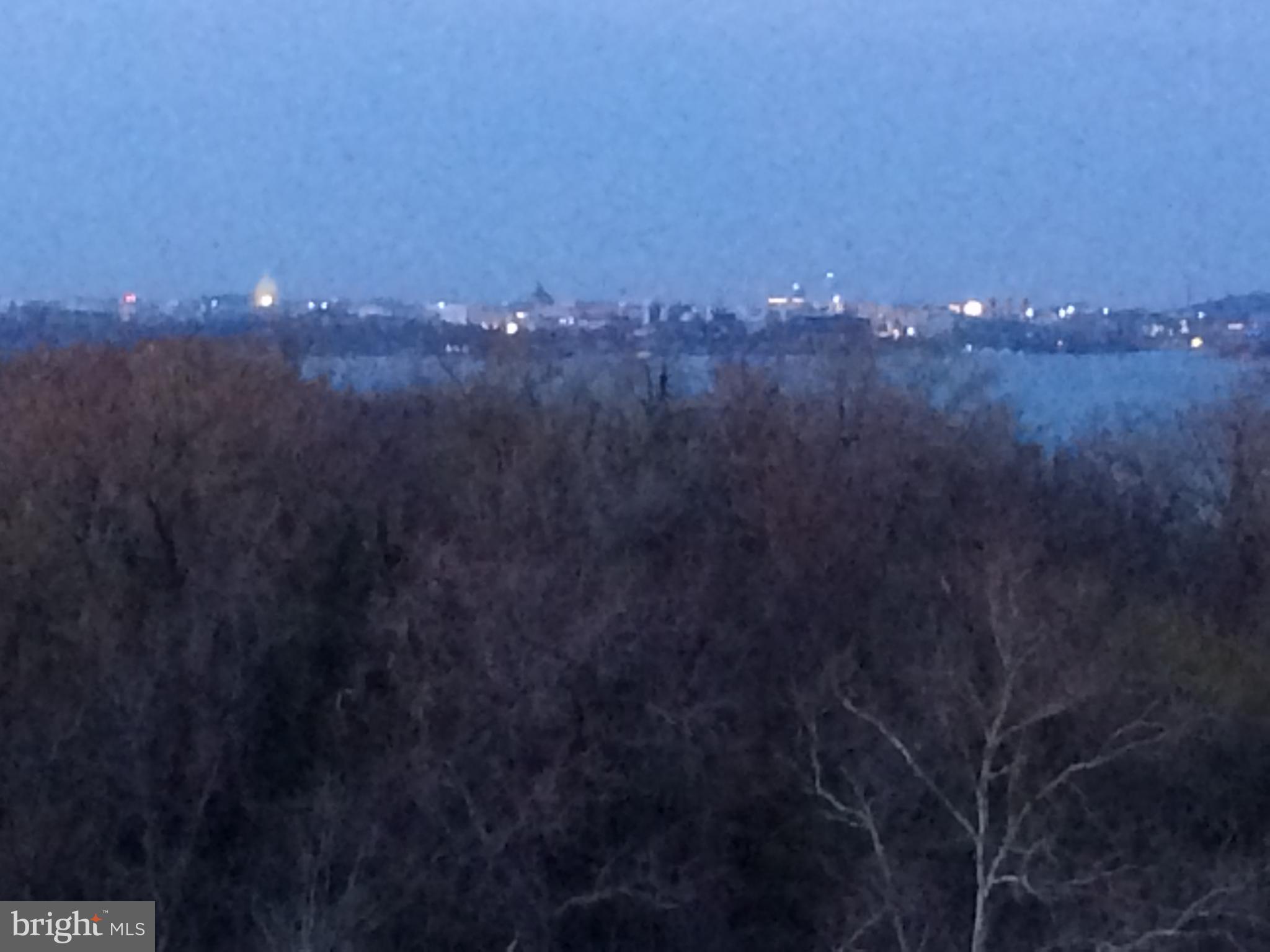 MARINA TOWERS - Residential