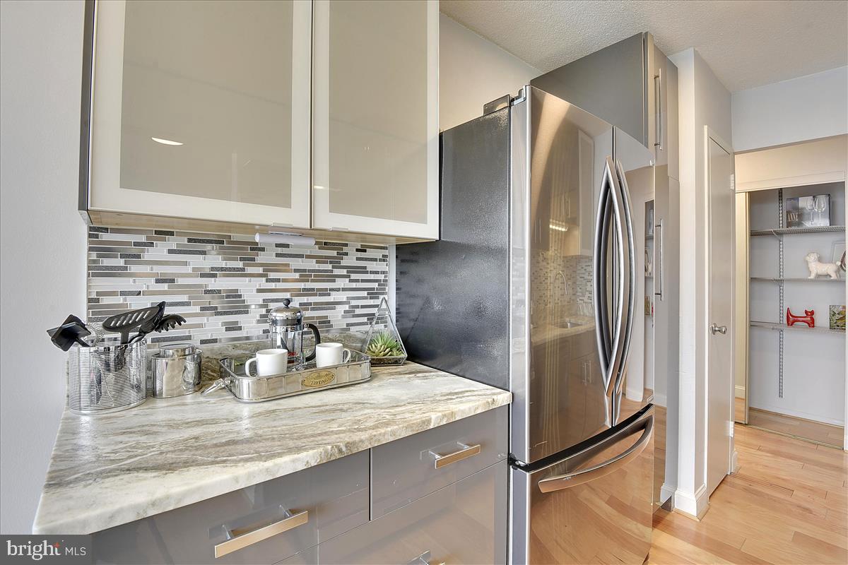 MARINA TOWERS - Residential