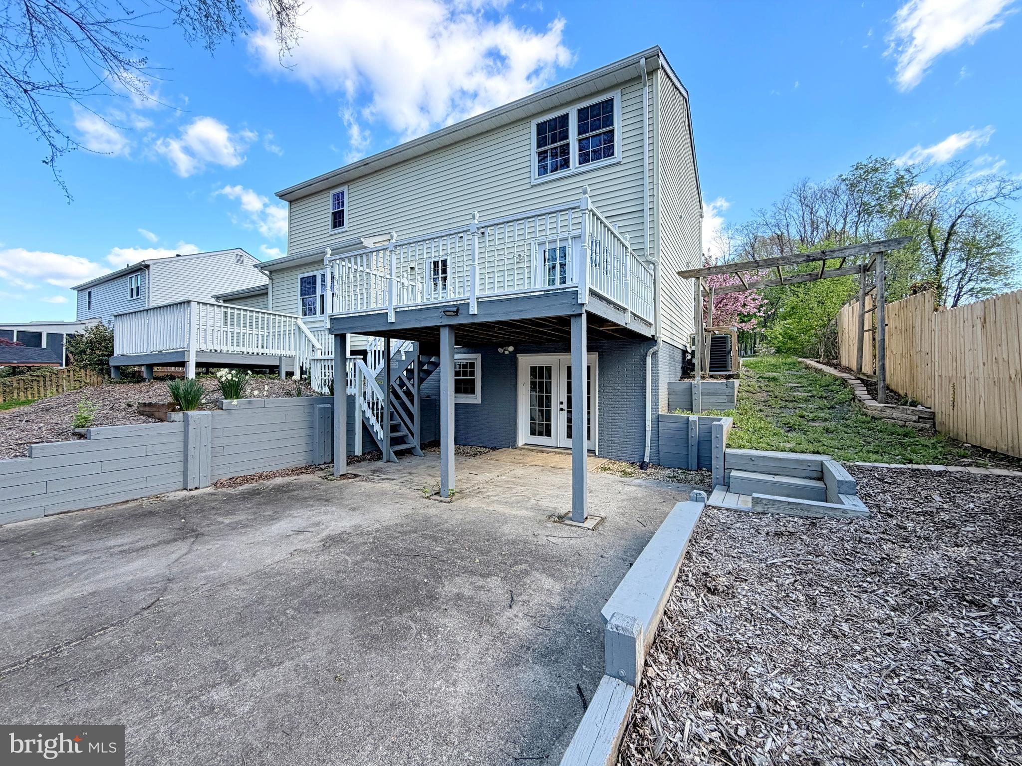 EVERGREEN OVERLOOK - Residential