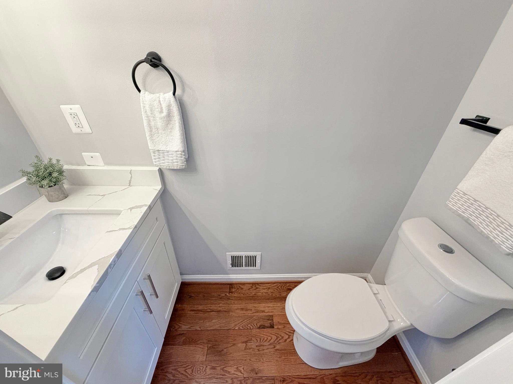 EVERGREEN OVERLOOK - Residential