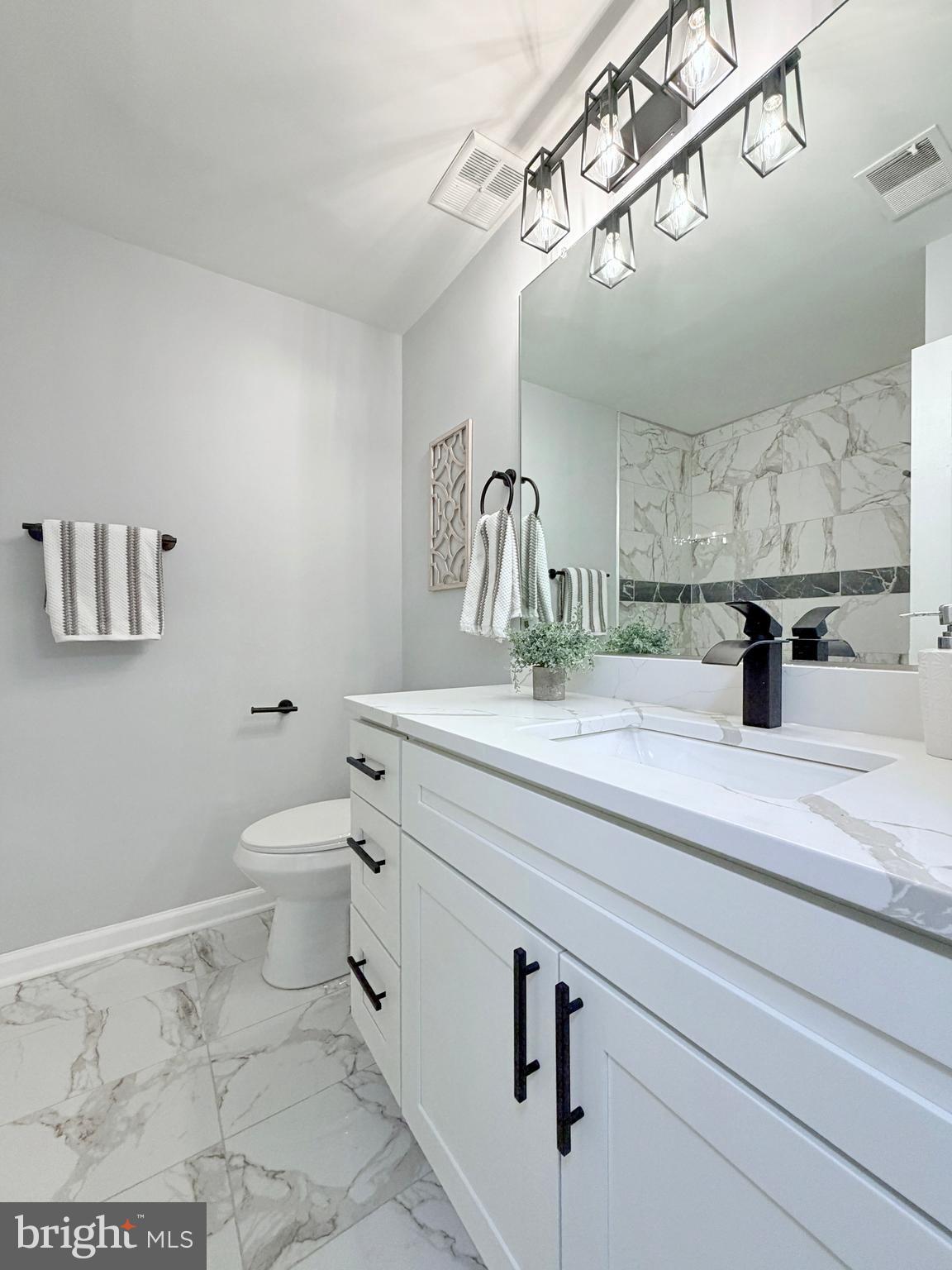 EVERGREEN OVERLOOK - Residential