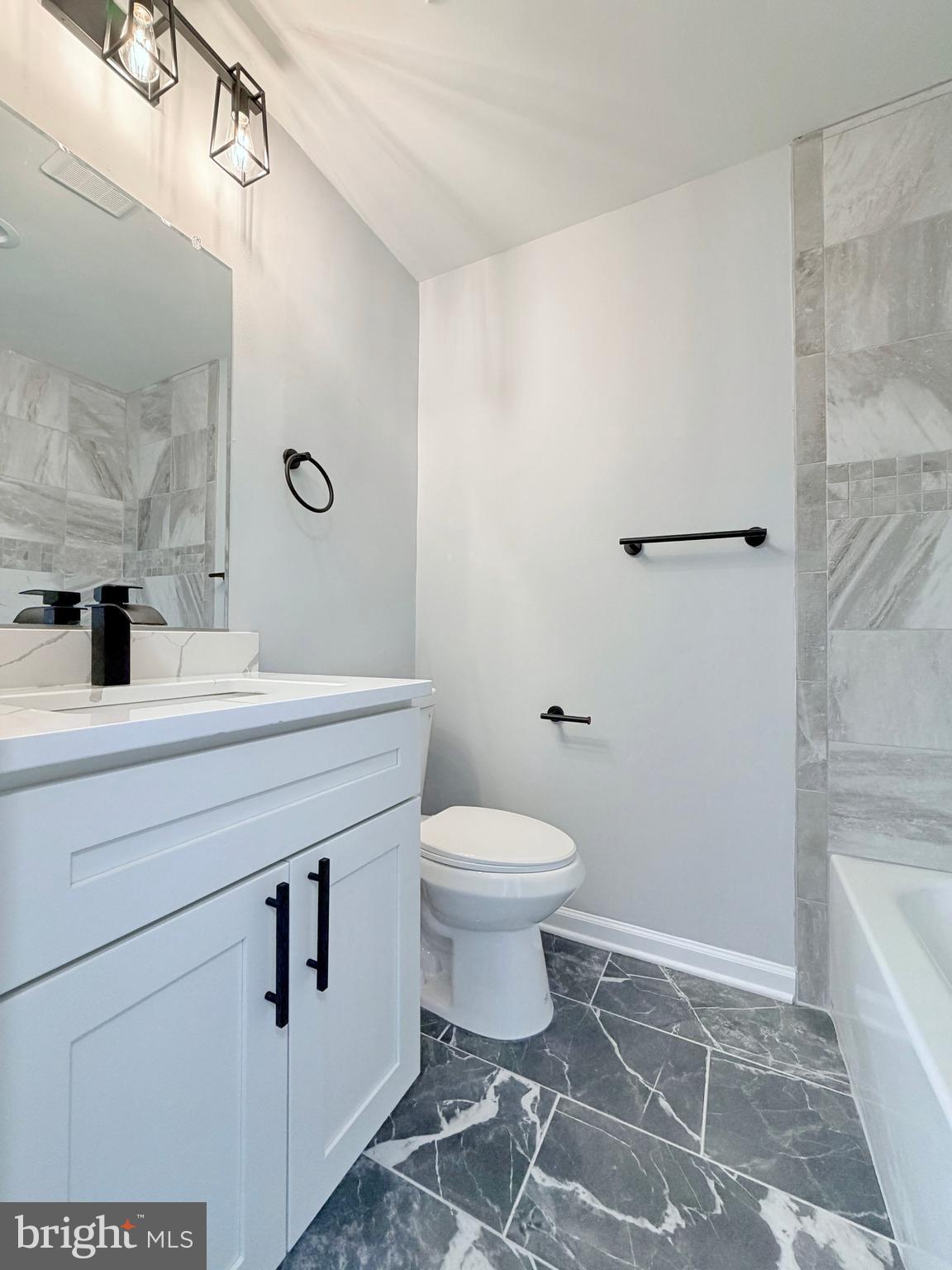 EVERGREEN OVERLOOK - Residential