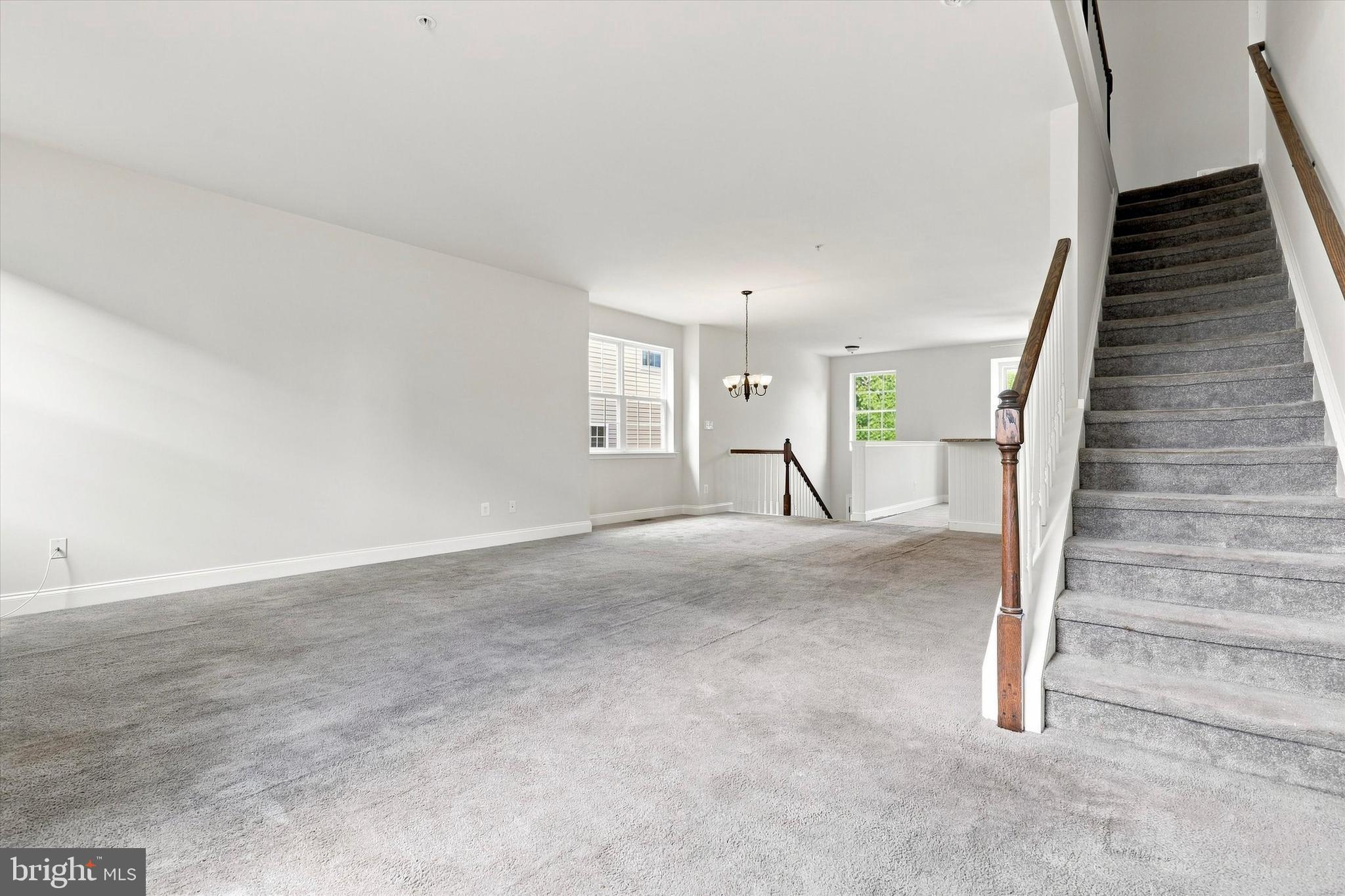 742 CEDAR STREET