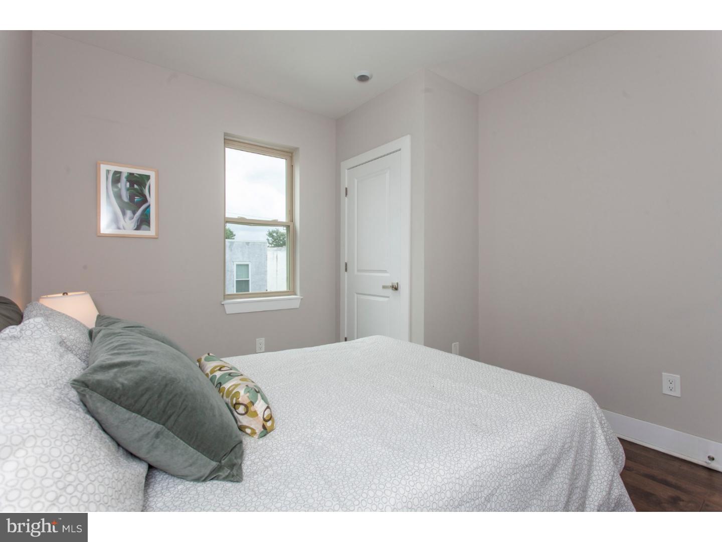 POINT BREEZE - Residential