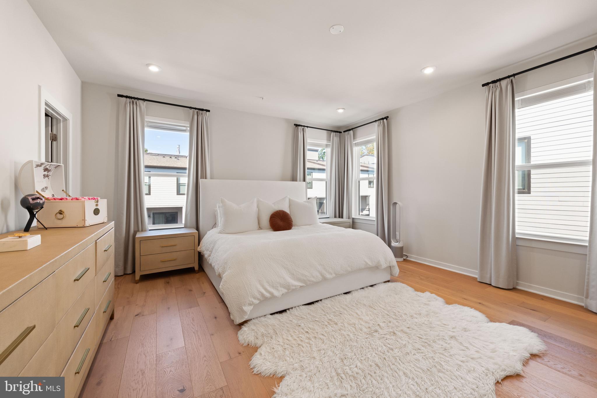 PARK AT FAIR OAKS - Residential