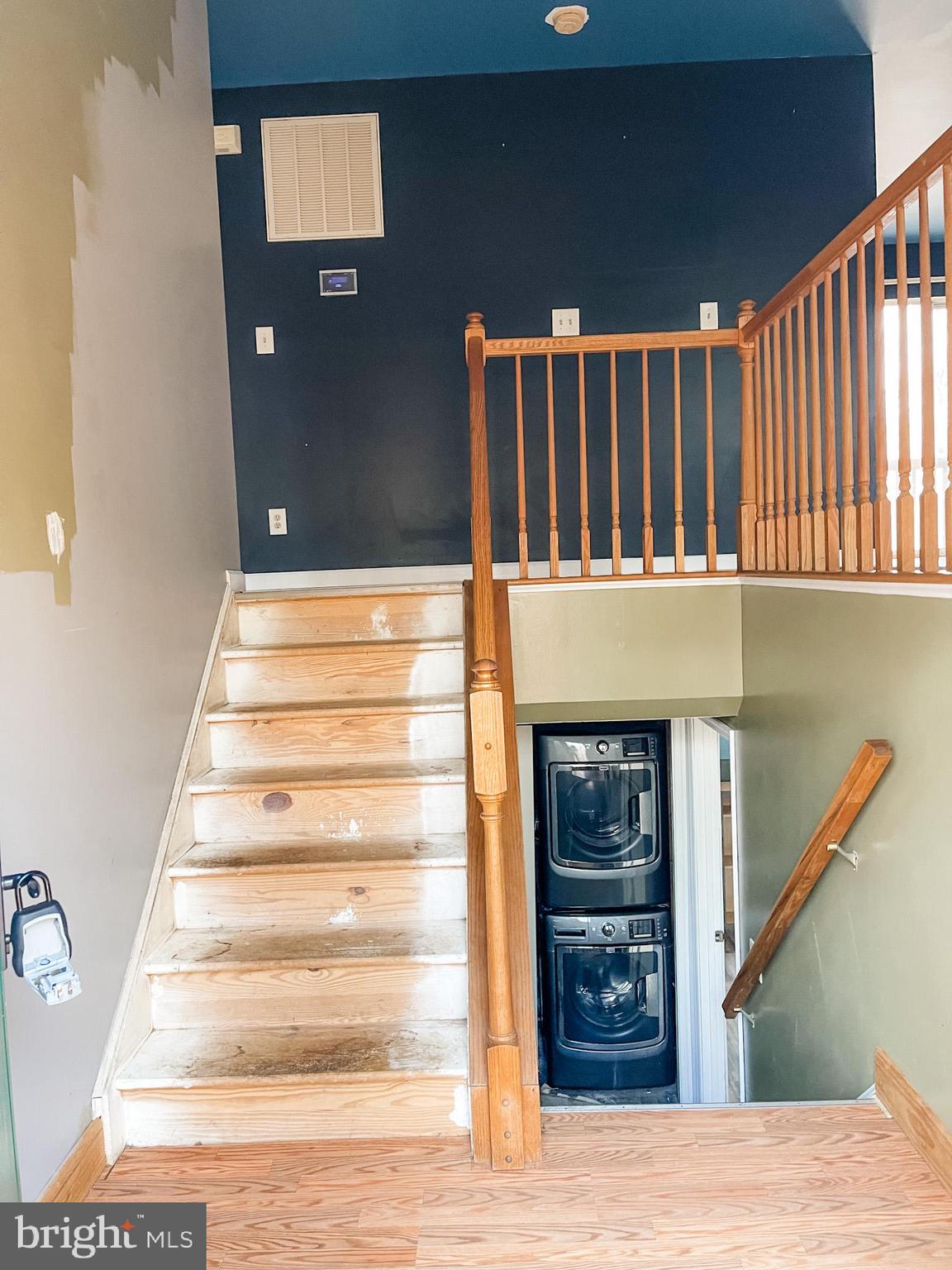 BLACK WALNUT RUN ESTATES - Residential